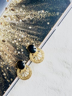 Black Oval Enamel Openwork Hollow Circle Fan Gold  Retro Elegant Clip Earrings