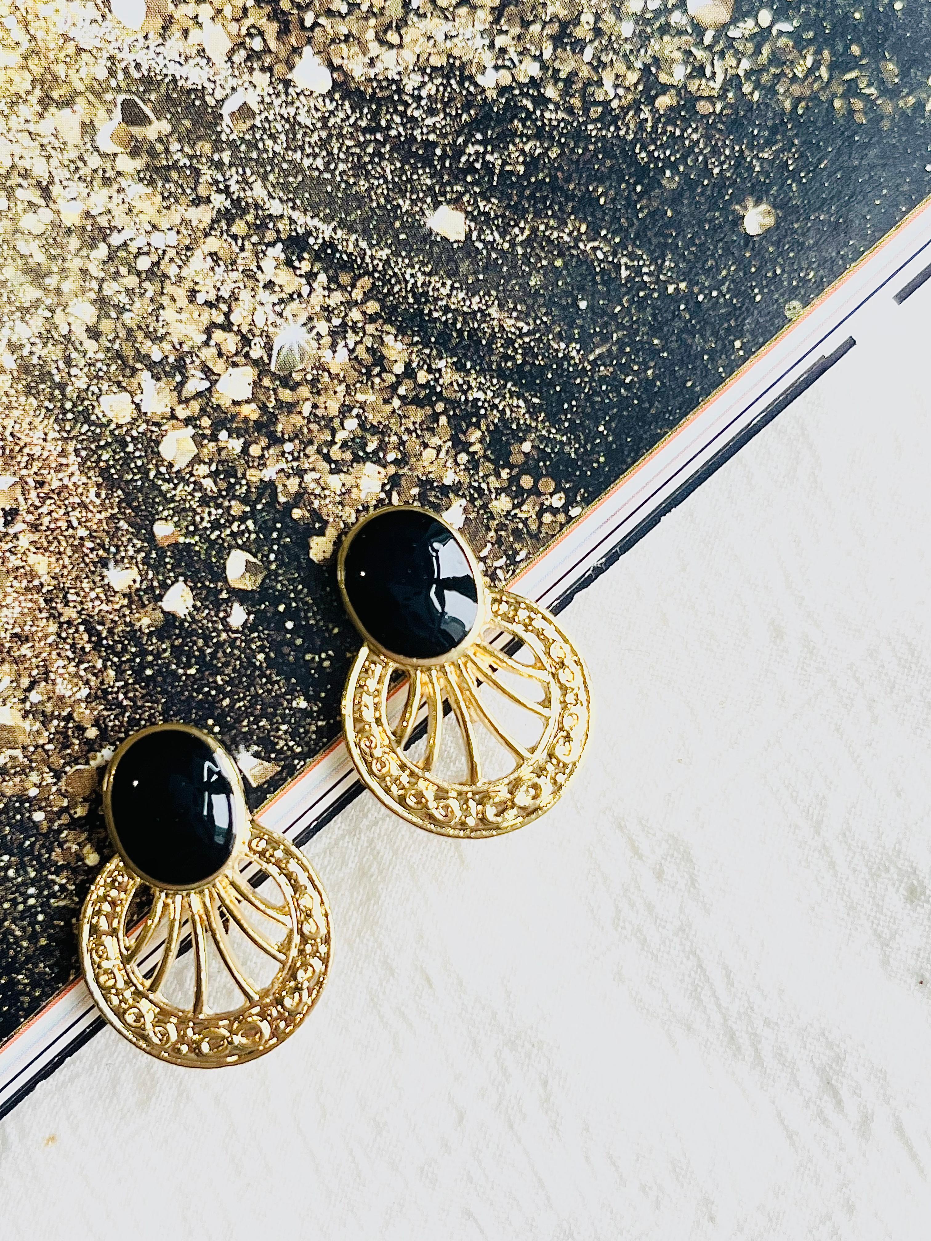 Art Nouveau Black Oval Enamel Openwork Hollow Circle Fan Gold  Retro Elegant Clip Earrings For Sale