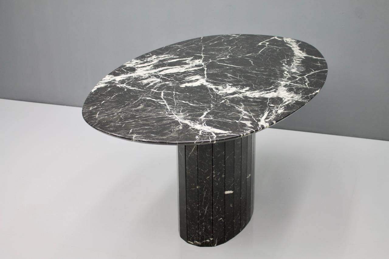 Black Oval Marble Dining Table, Italy, 1970s 3