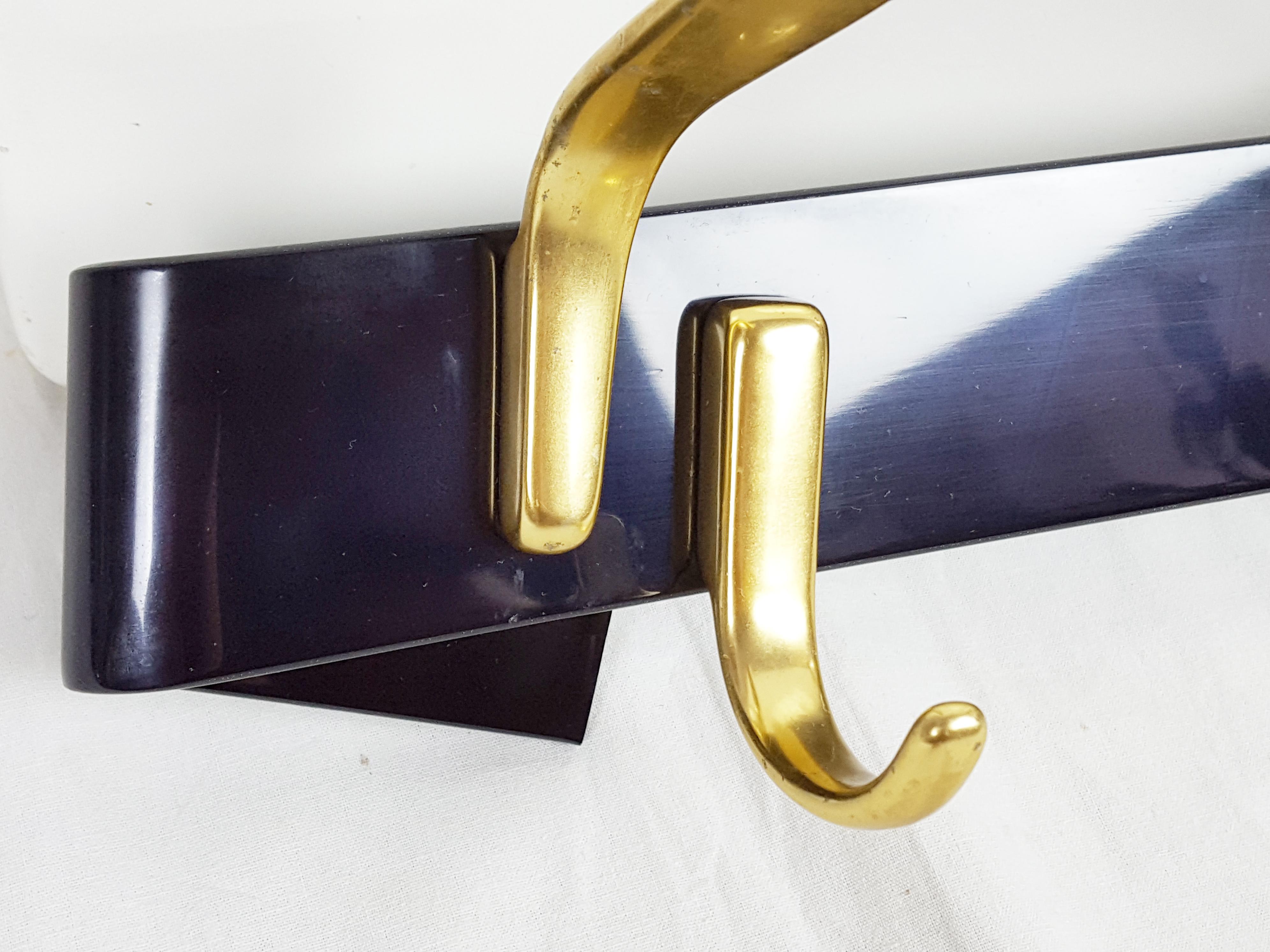 Black Painted Metal & Golden Anodized Aluminum 1950s Coat Rack In Good Condition For Sale In Varese, Lombardia