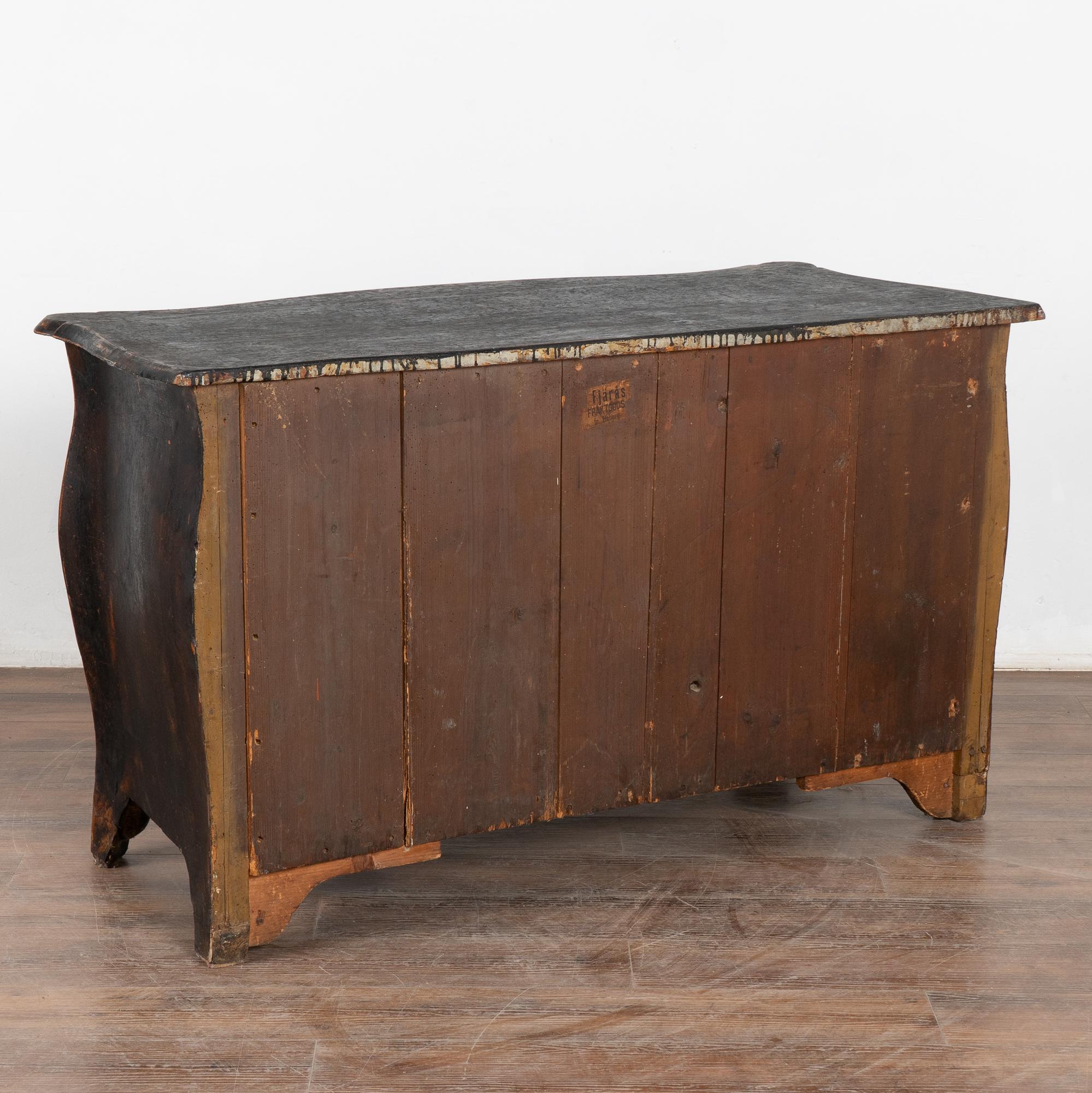 Black Painted Pine Bombay Chest of Drawers, Sweden circa 1750-1850 5