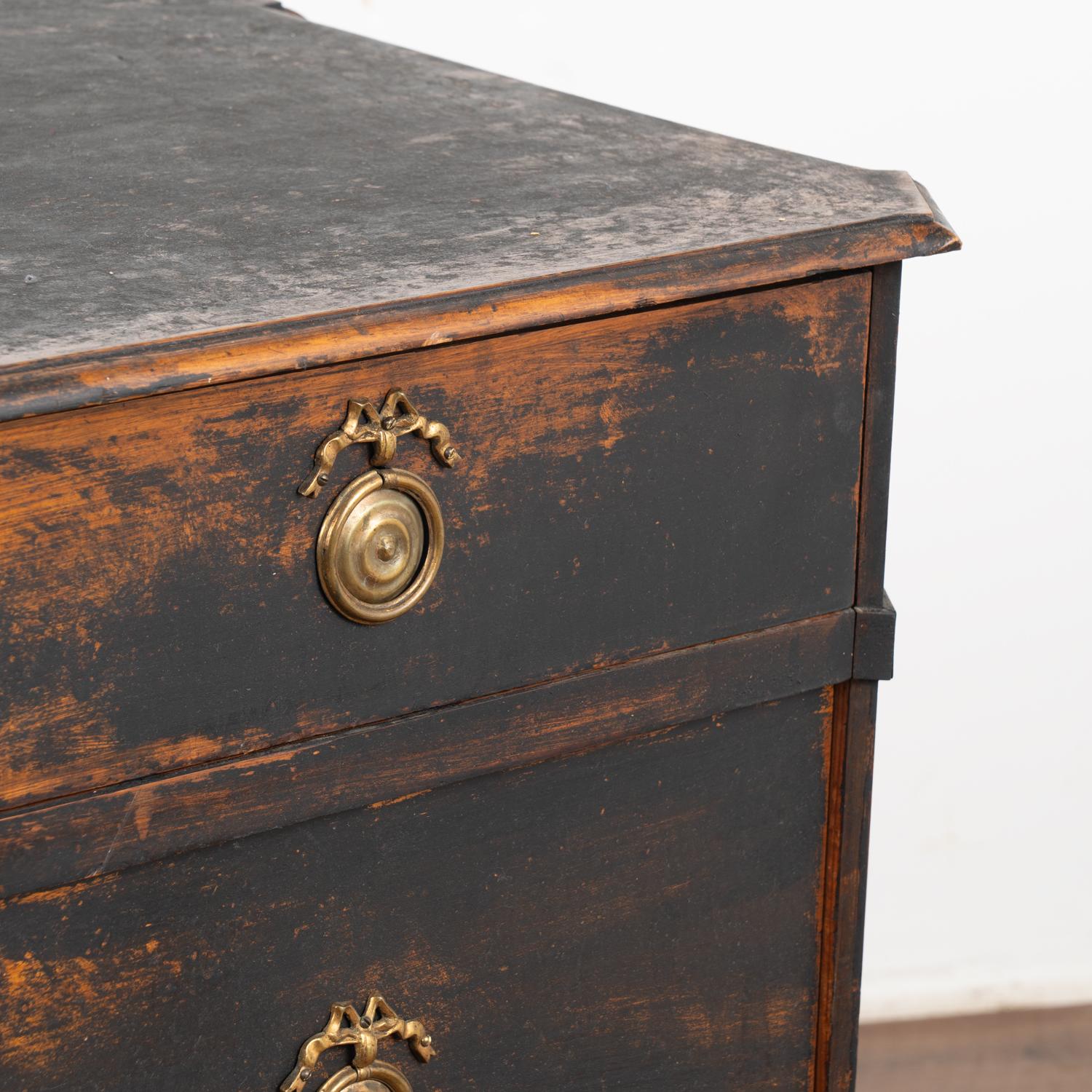 Black Painted Pine Chest of Three Drawers, Sweden circa 1860-80 For Sale 3