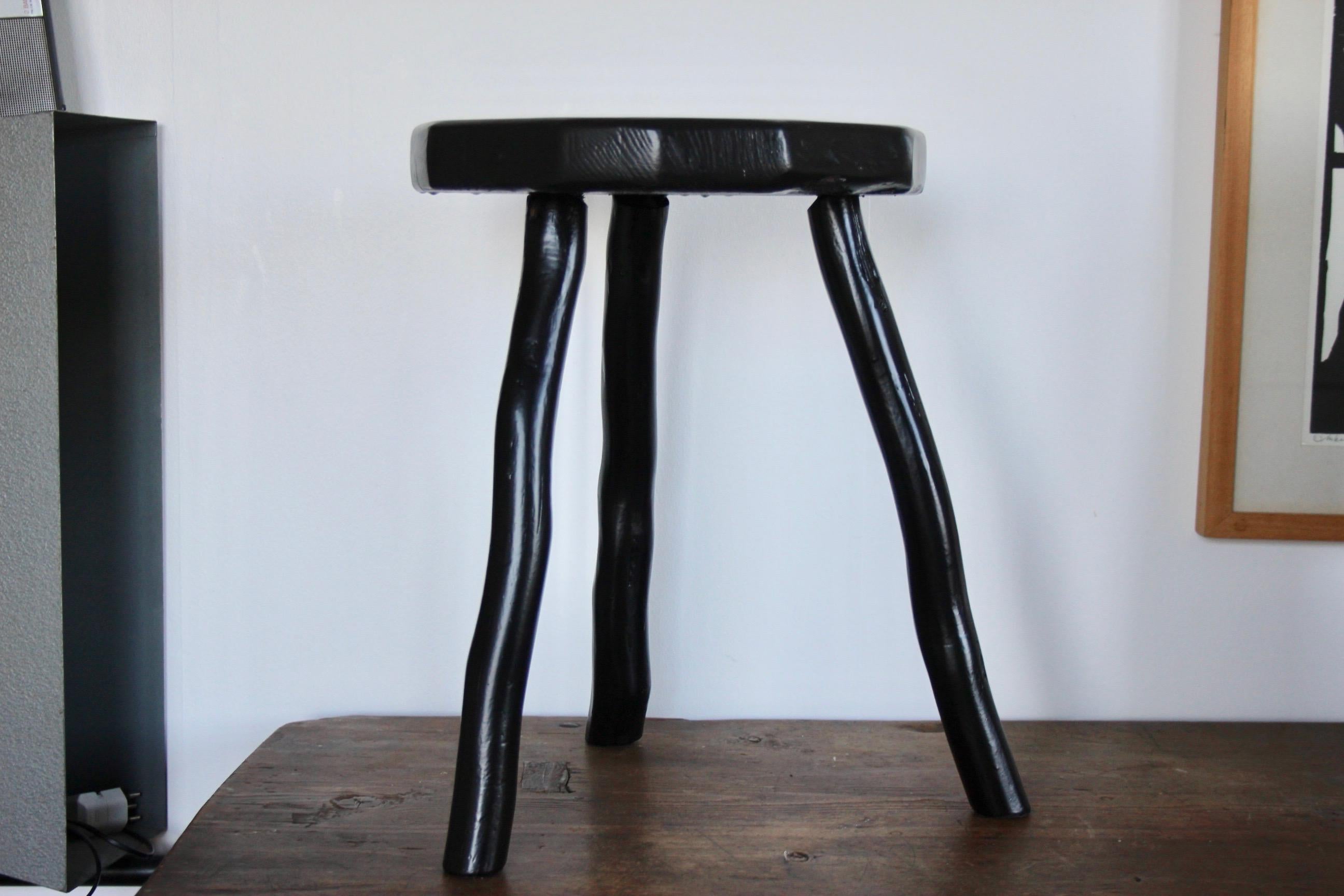 Black Painted Stool In Good Condition In grand Lancy, CH