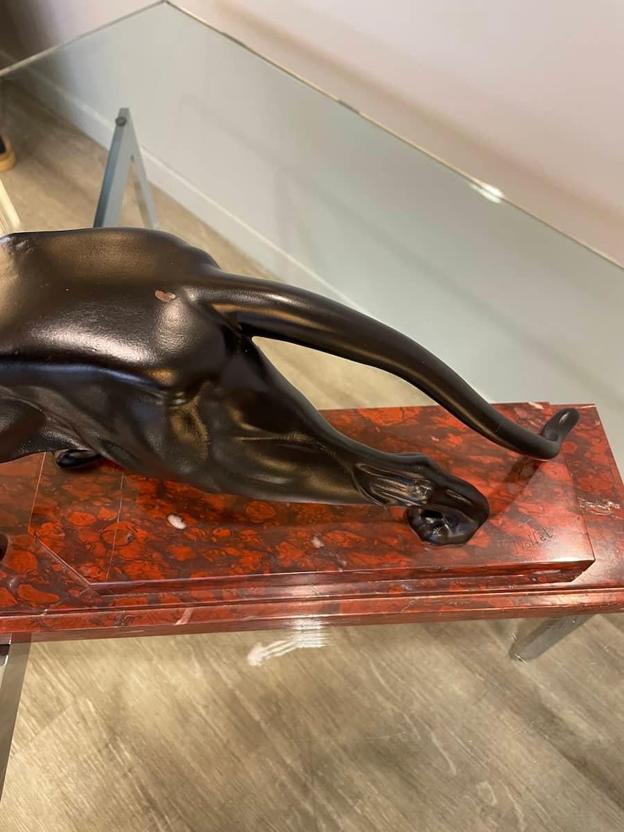 Statua di Pantera Nera con base in marmo rosso in vendita 4