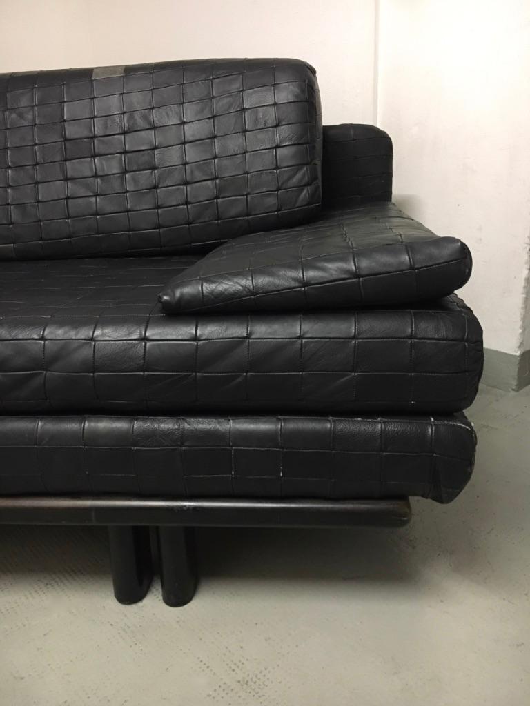 Swiss Black Patchwork Leather Convertible Sofa by De Sede, Switzerland, ca 1970s For Sale