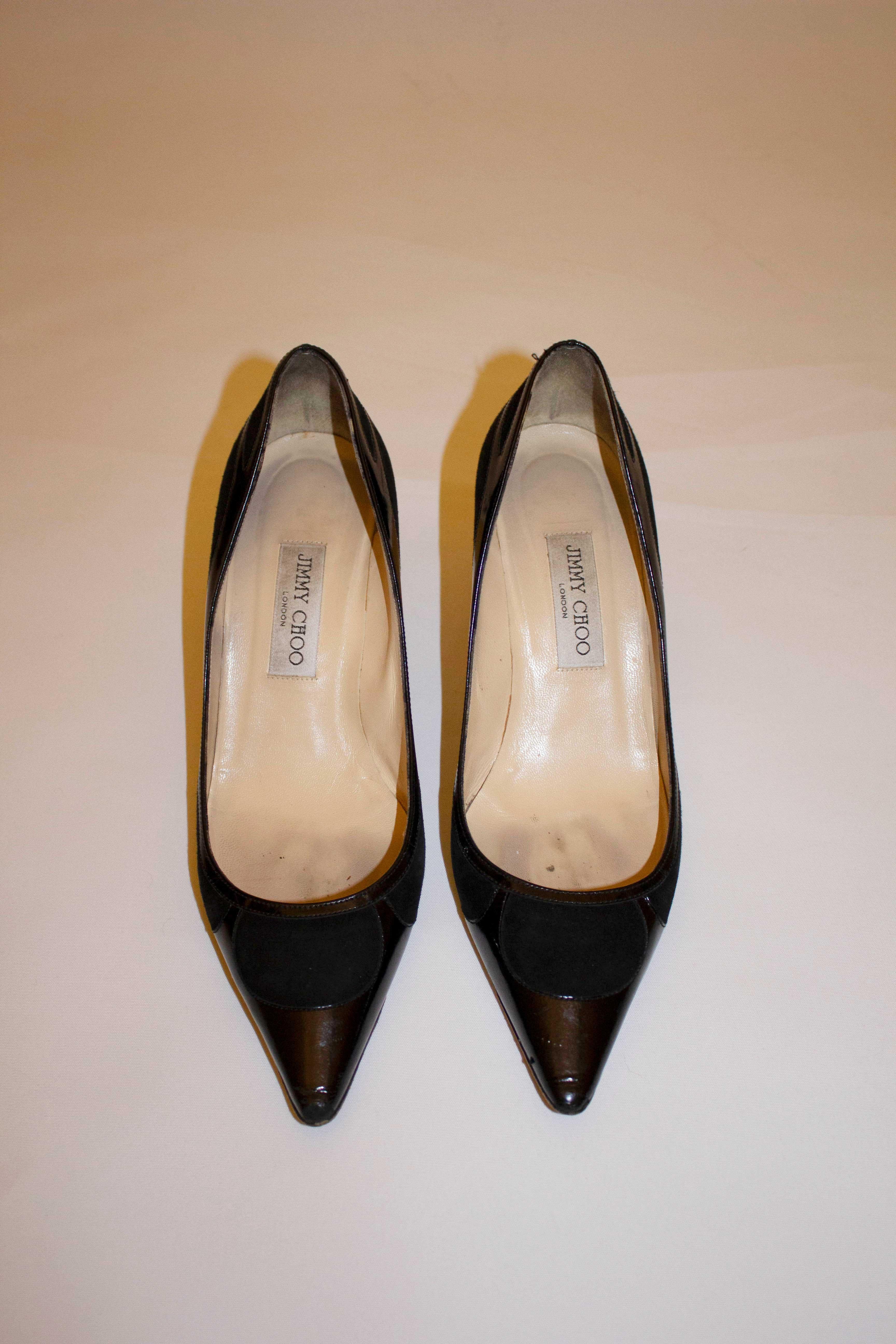 Women's Black Patent and Suede  Jimmy Choo Heels Size 39 1/2 For Sale