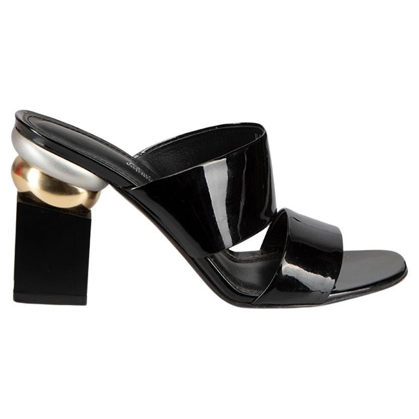 Black Patent Leather Abstract Stacked Heel Sandals Size US 7 For Sale