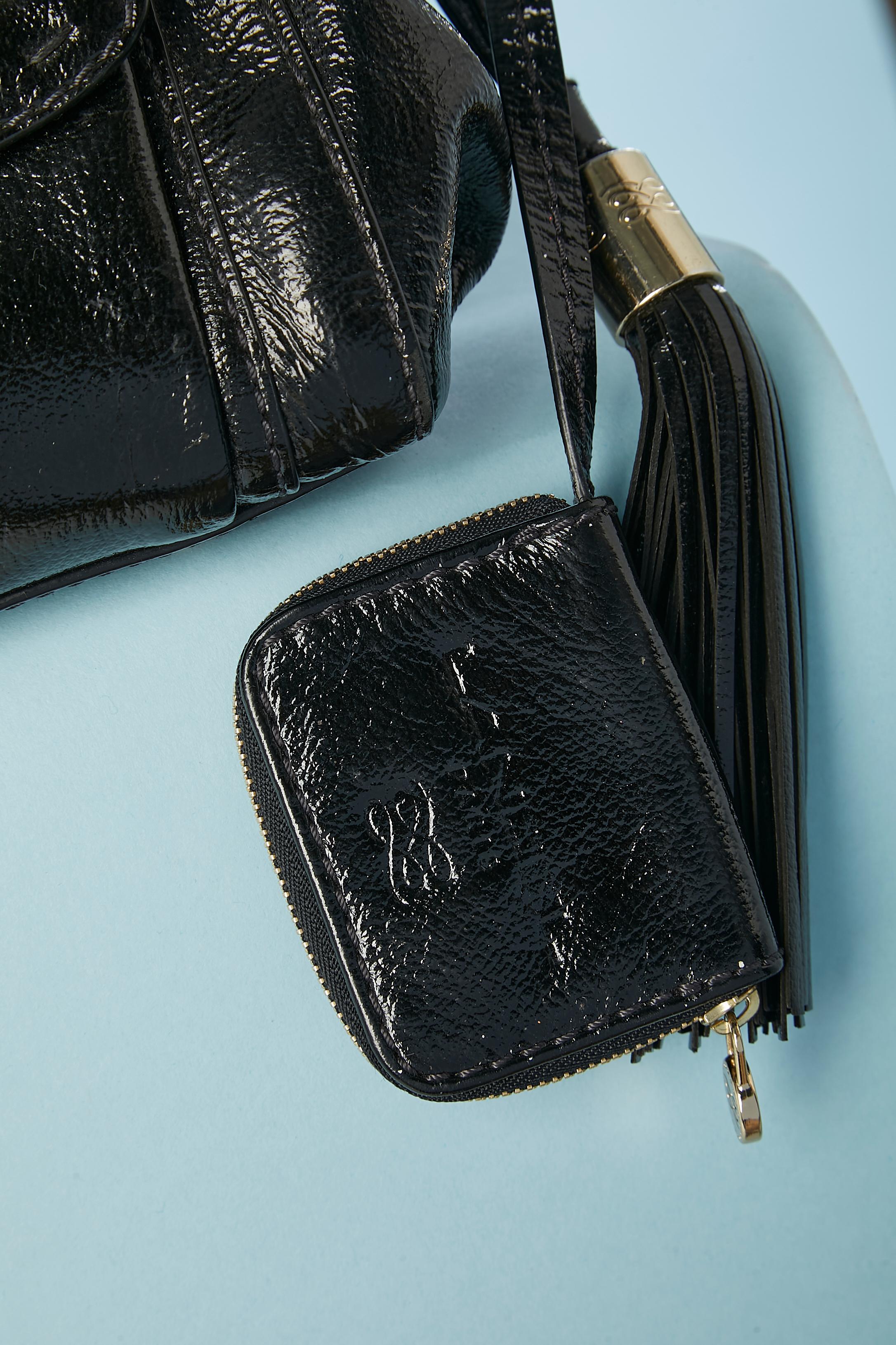 Black patent leather hand-bag Lancel In Good Condition For Sale In Saint-Ouen-Sur-Seine, FR