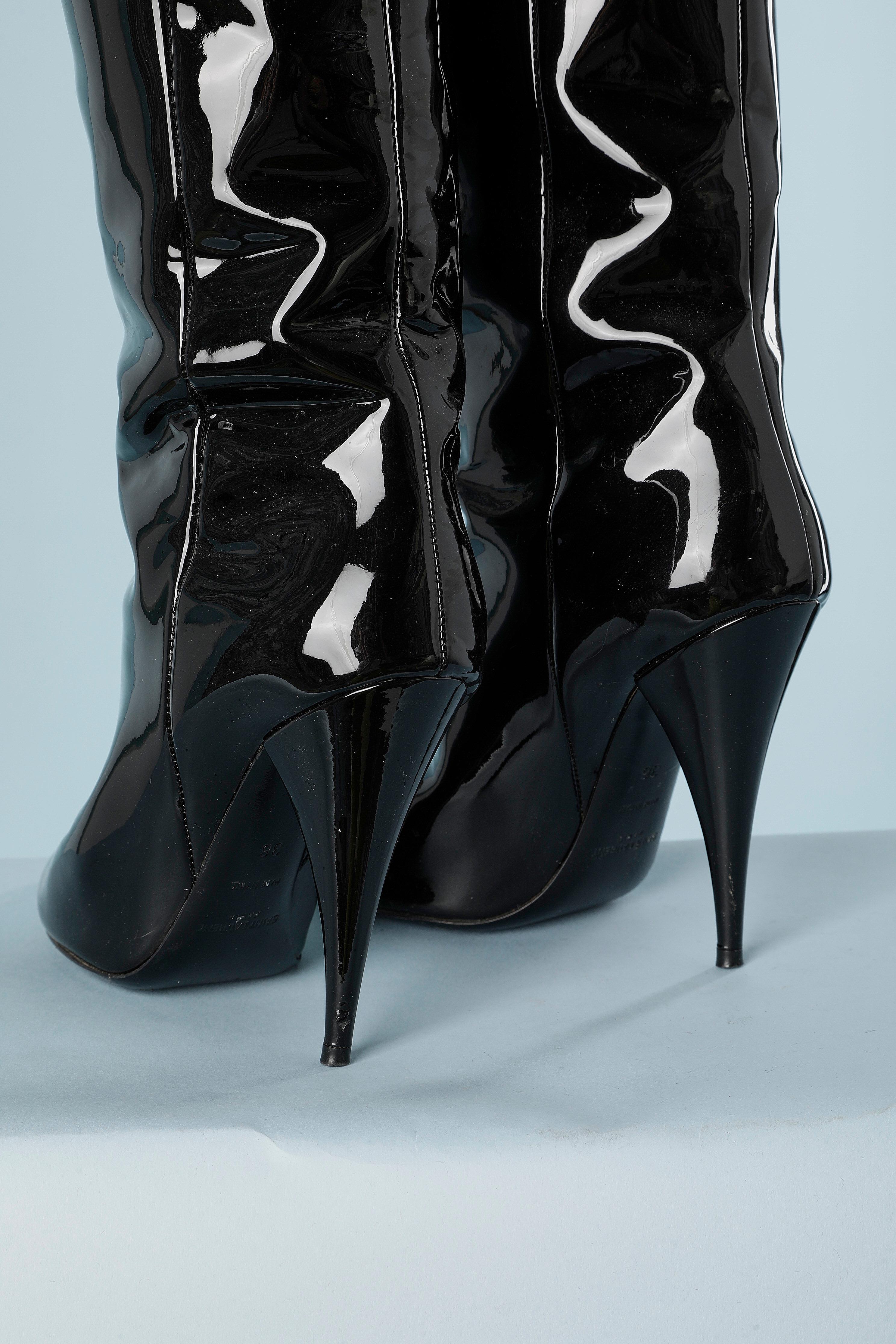 Black patent leather over-the-knee thigh boots Saint Laurent  In Excellent Condition For Sale In Saint-Ouen-Sur-Seine, FR