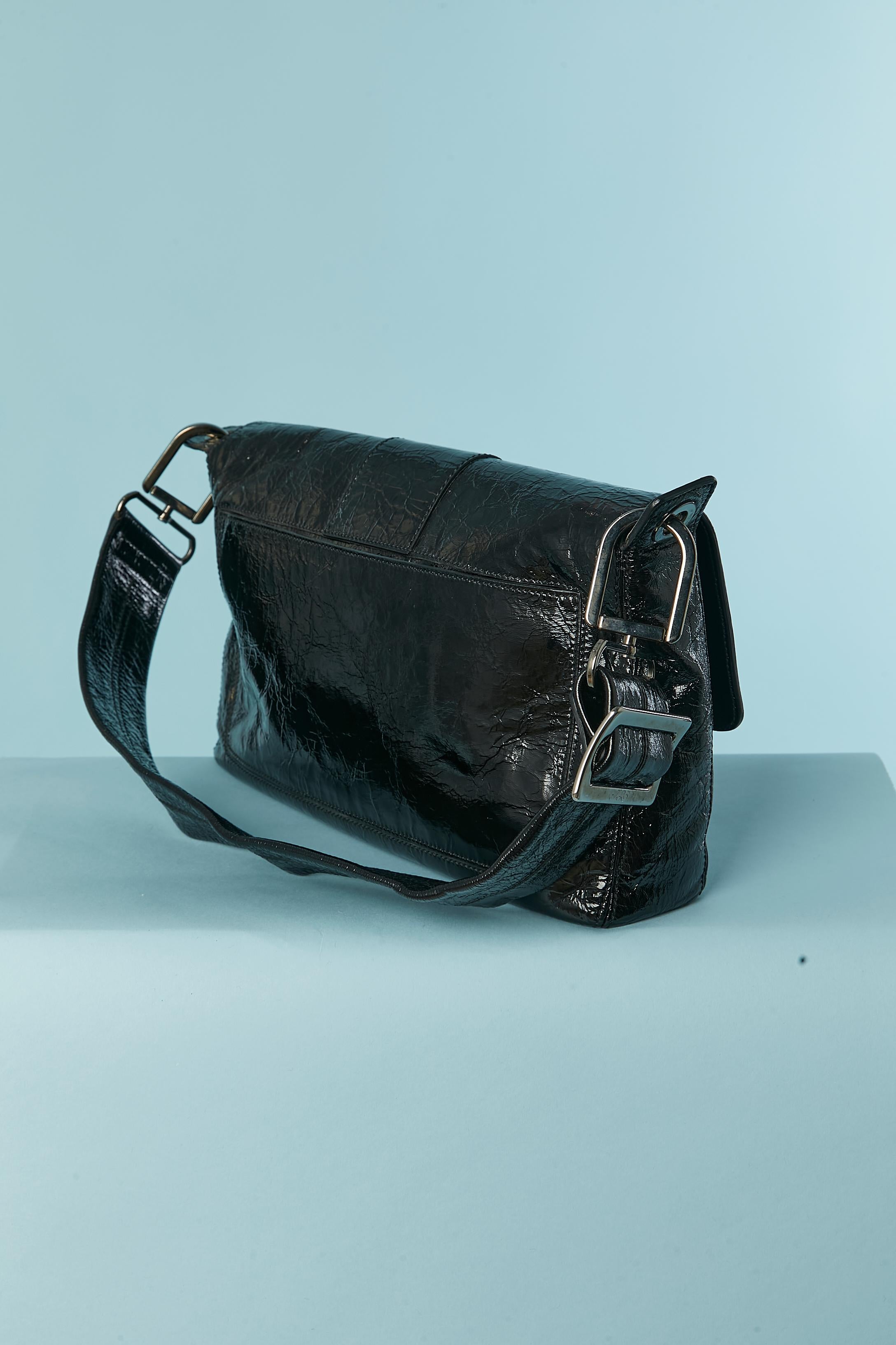 Women's Black patent leather shoulder bag ROGER VIVIER For Sale