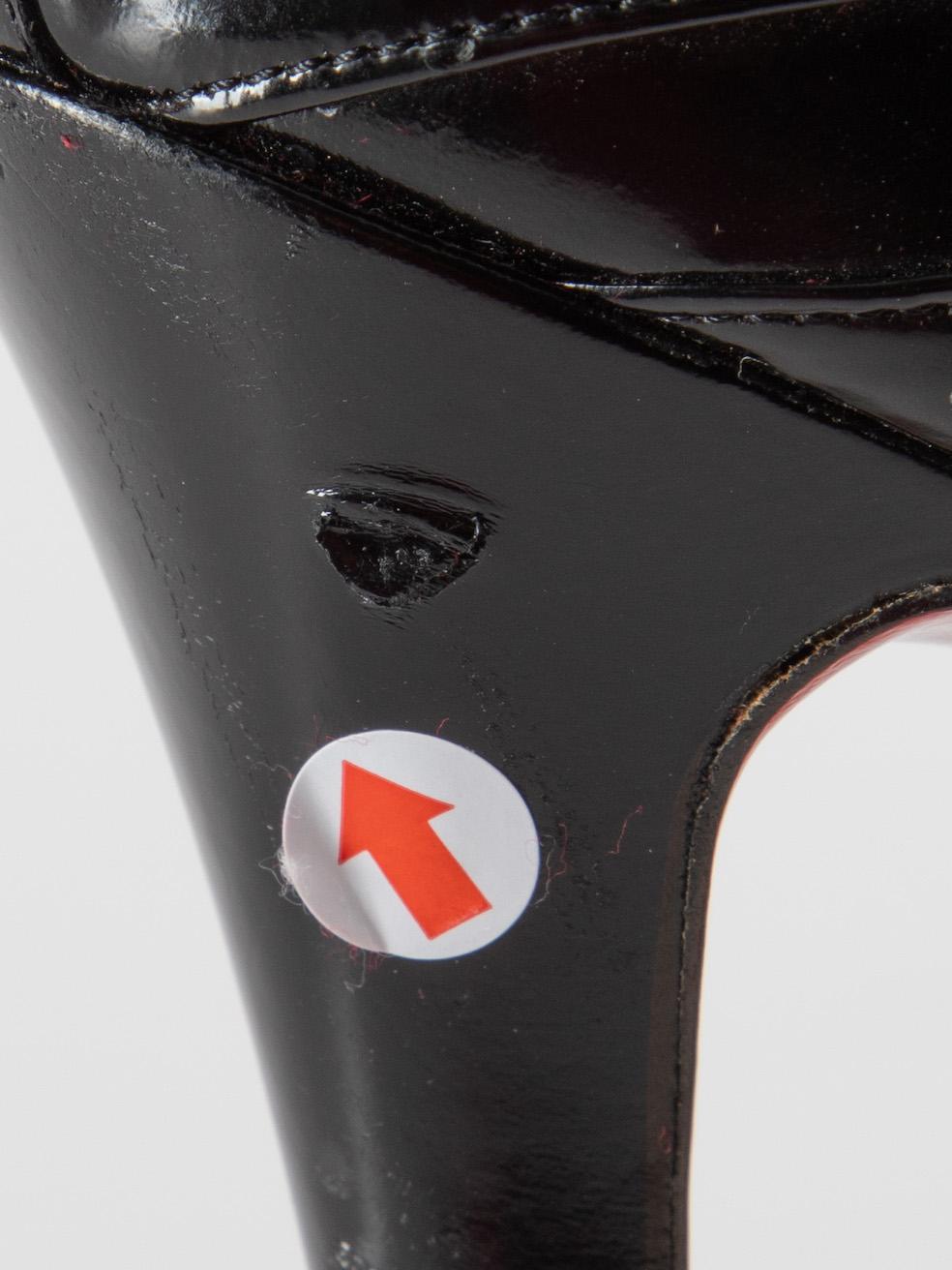 Black Patent Strap Detail Peep Toe Heels Size IT 39 For Sale 3