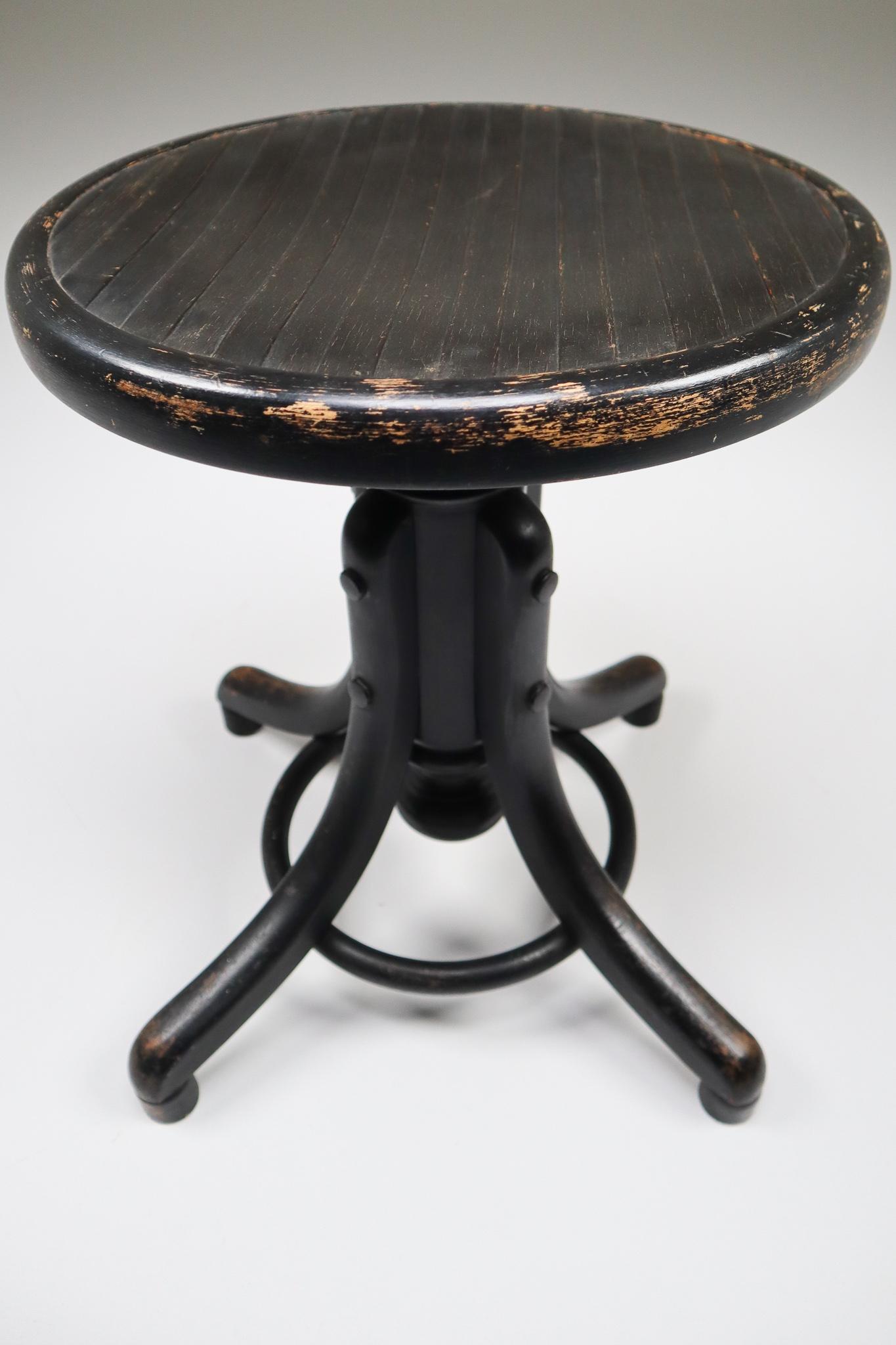 Black Patinated Bentwood Piano Stool by Thonet, Austria, 1900s 1