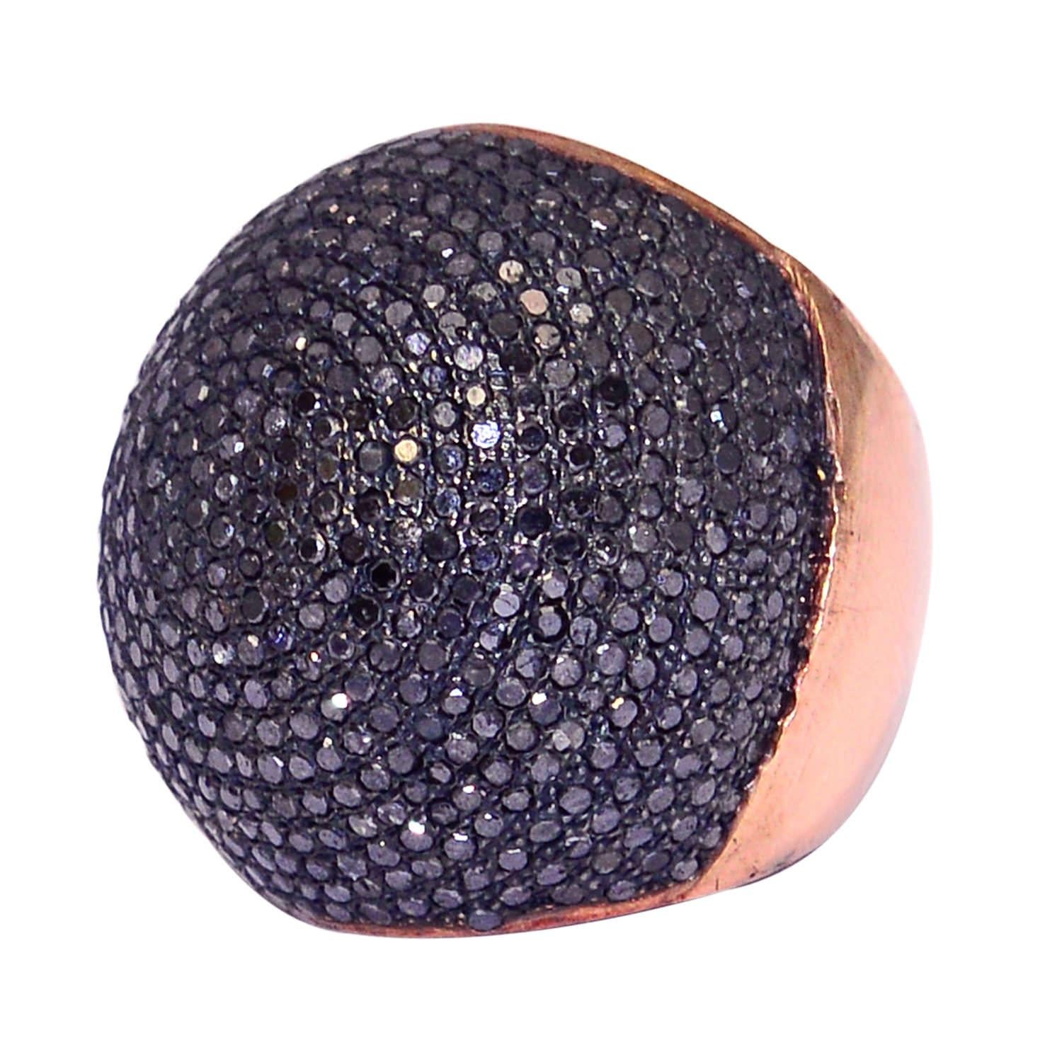 Schwarzer Pave Diamant Cocktail Dome Ring aus 18k Gelbgold & Silber (Art nouveau) im Angebot