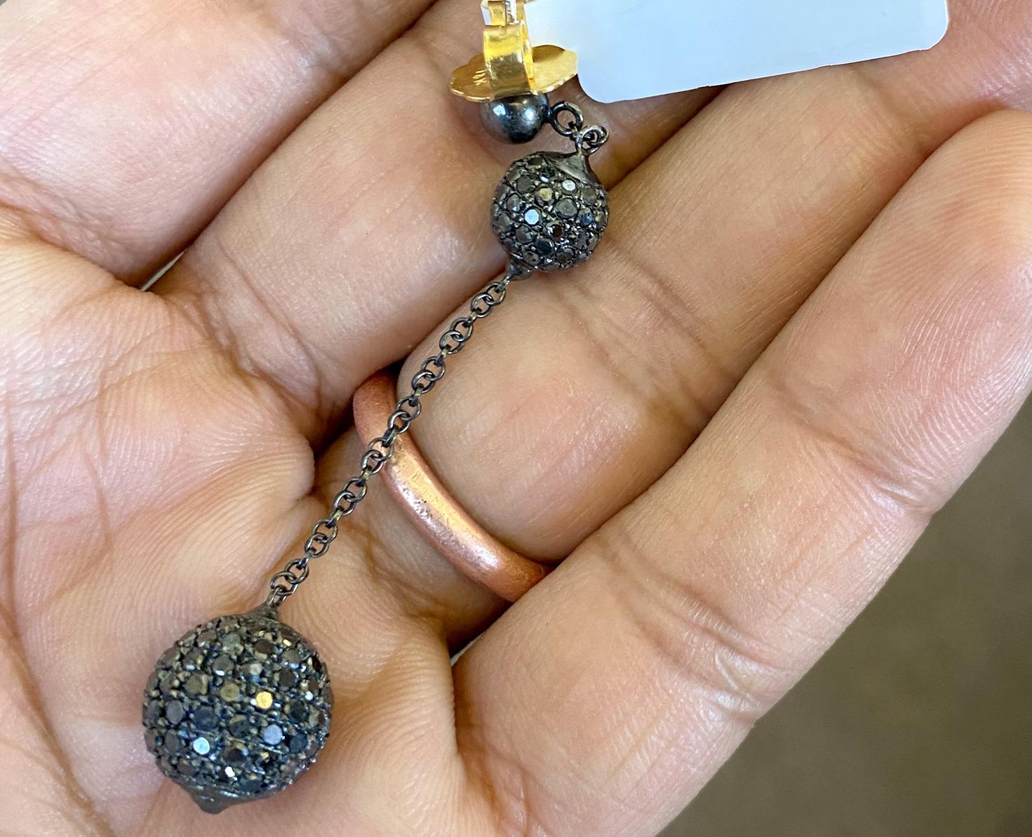 Black Pave Diamonds Ball Earrings with Chain In New Condition For Sale In New York, NY