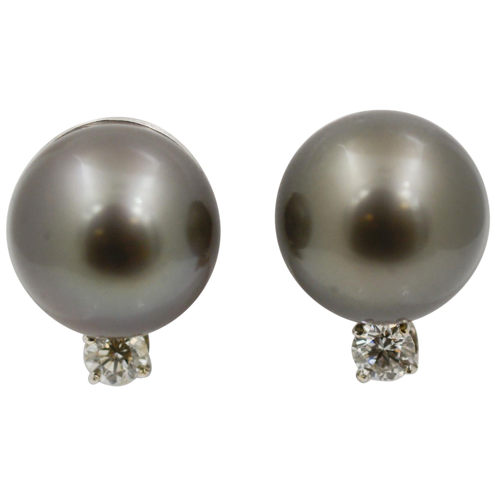 Black Pearl and Diamond 14 Karat White Gold Earrings