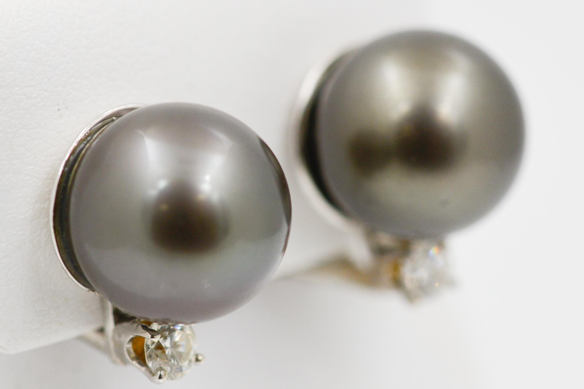 Round Cut Black Pearl and Diamond 14 Karat White Gold Earrings
