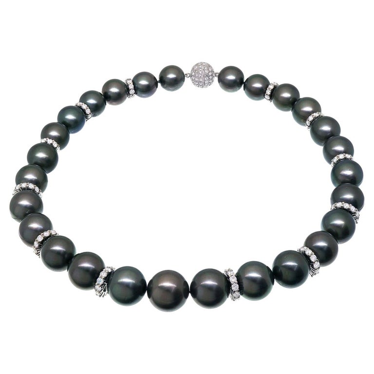 Black Pearl and Diamond Necklace For Sale at 1stDibs