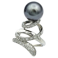 Black Pearl and Diamond Spiral Design Cocktail Ring Set in 18 Karat White Gold