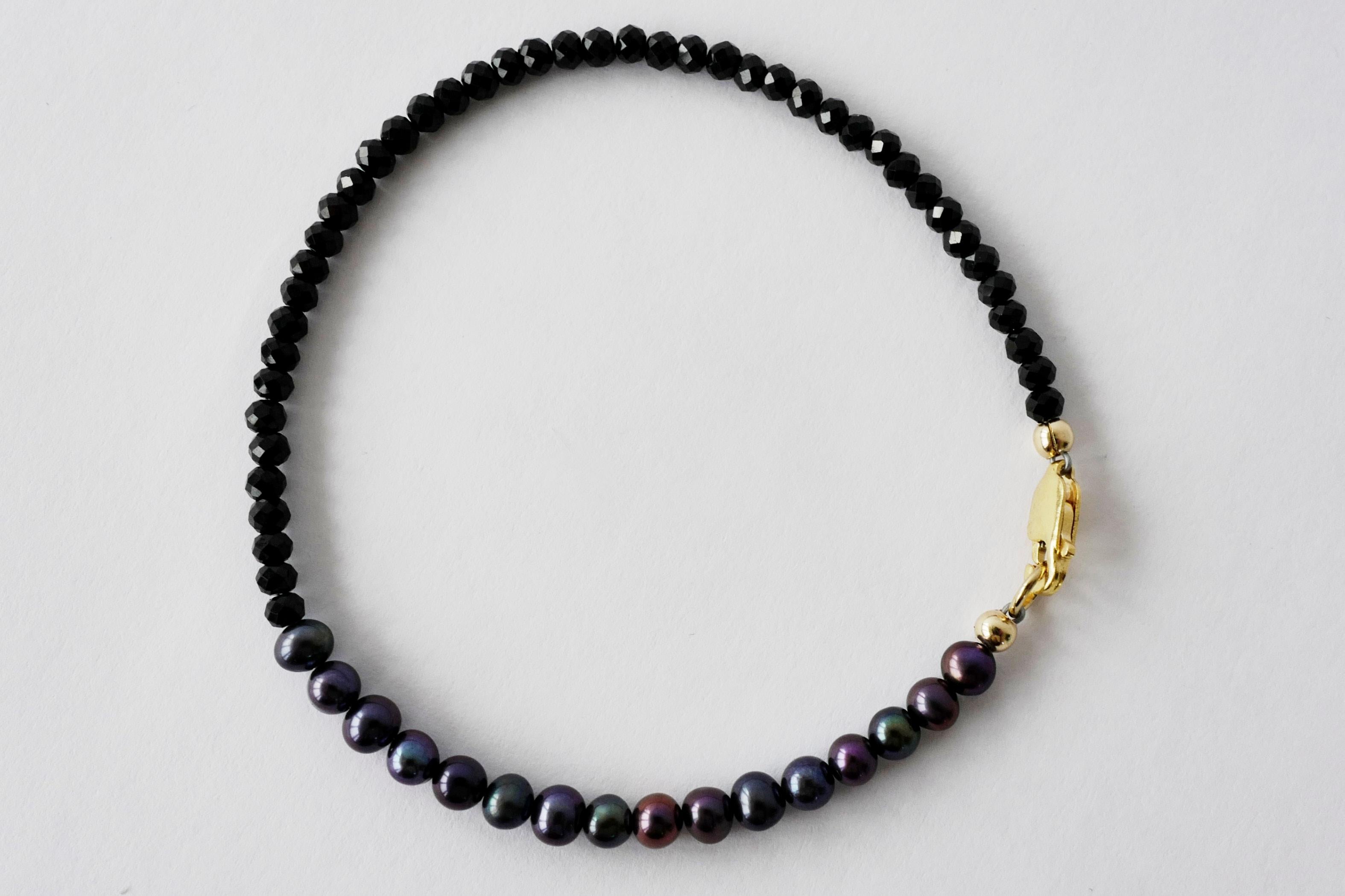 Women's or Men's Black Pearl Bracelet Chain Spinel For Sale