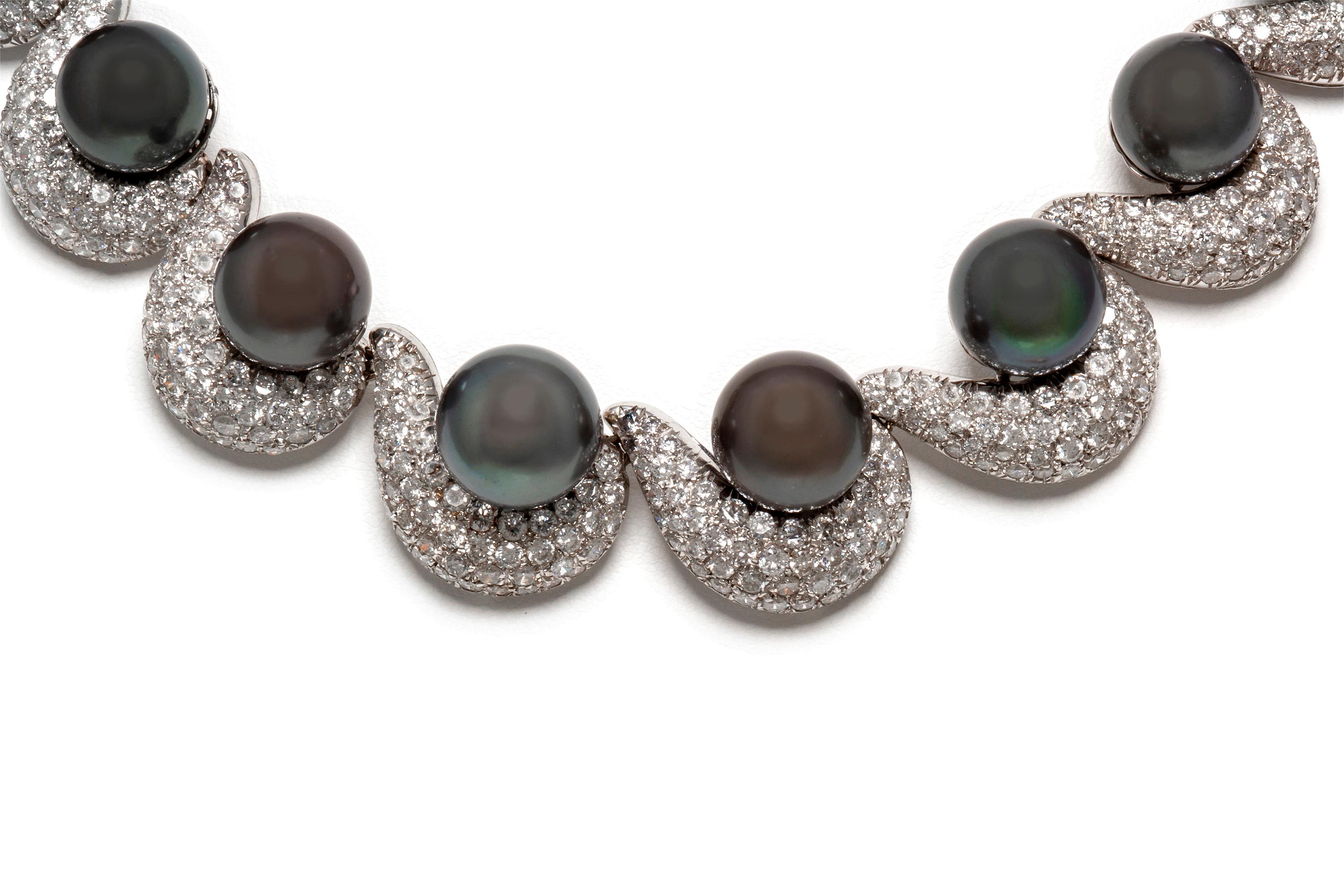 Women's Black Pearl Diamond Necklace For Sale