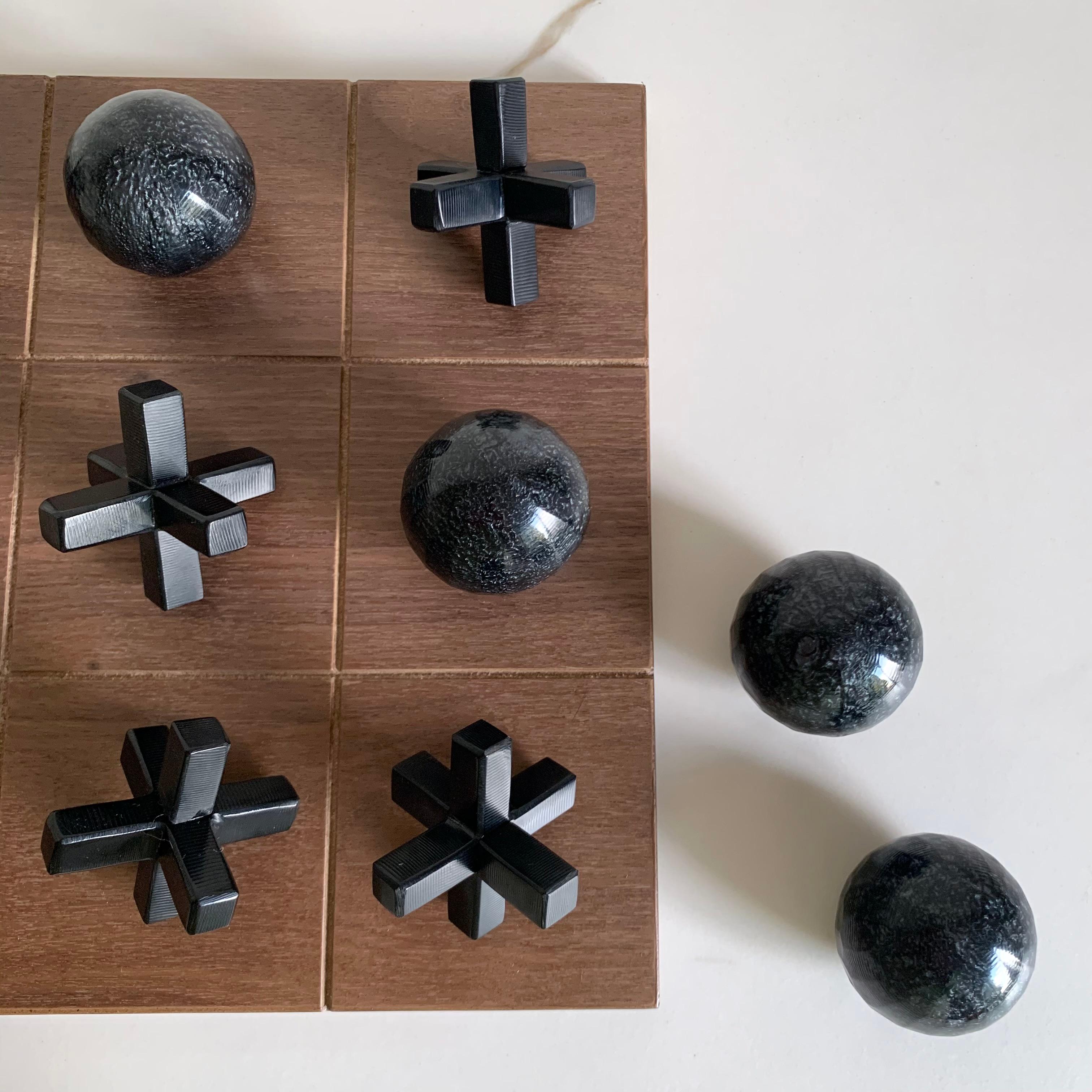 Mexican Black Pearl Resin and Wood Tic Tac Toe by Paola Valle For Sale