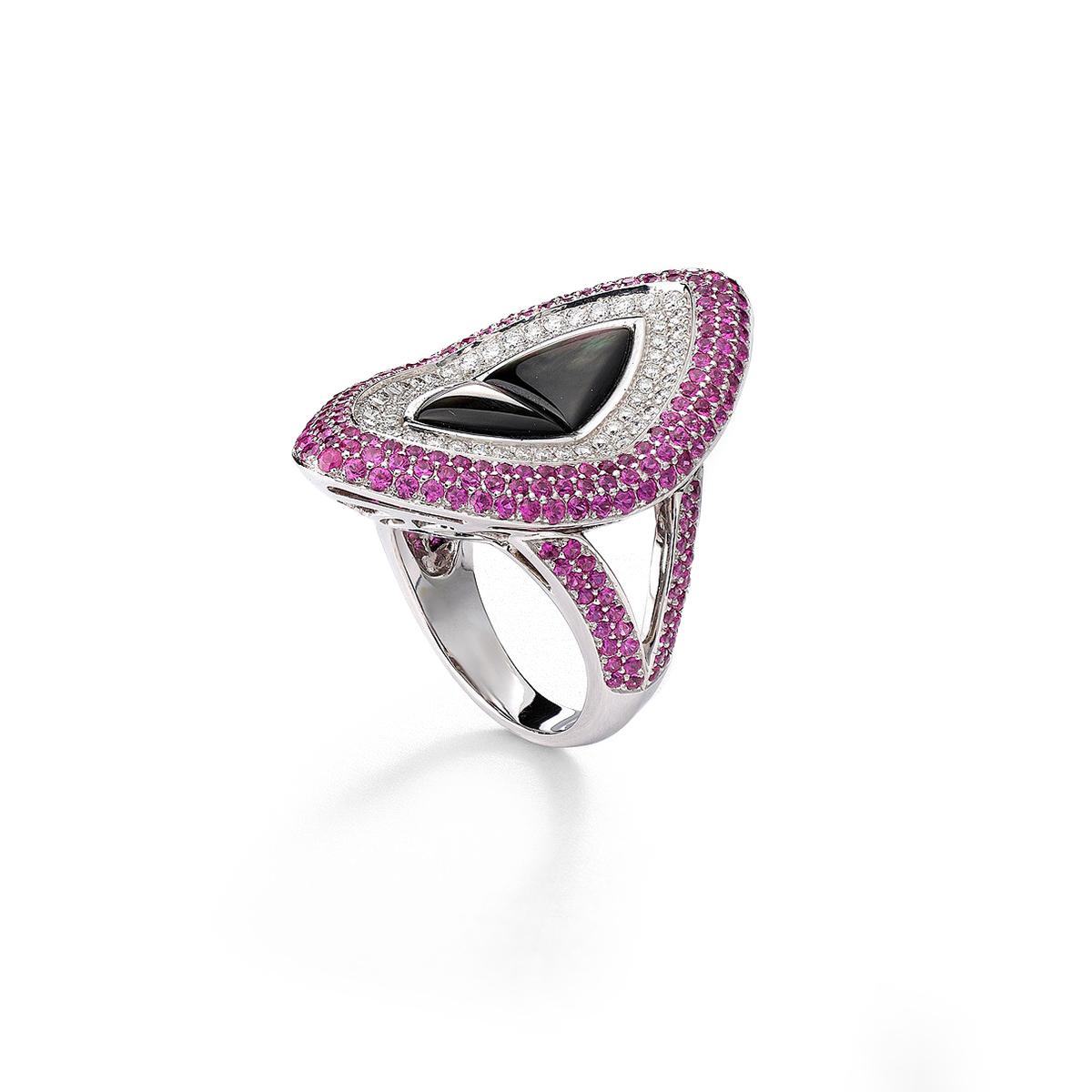 Ring in 18kt white gold set with 2 black moter-of pearls 2.78 cts, 78 diamonds 0.72 cts and 232 pink sapphires 2.84 cts Size 54              