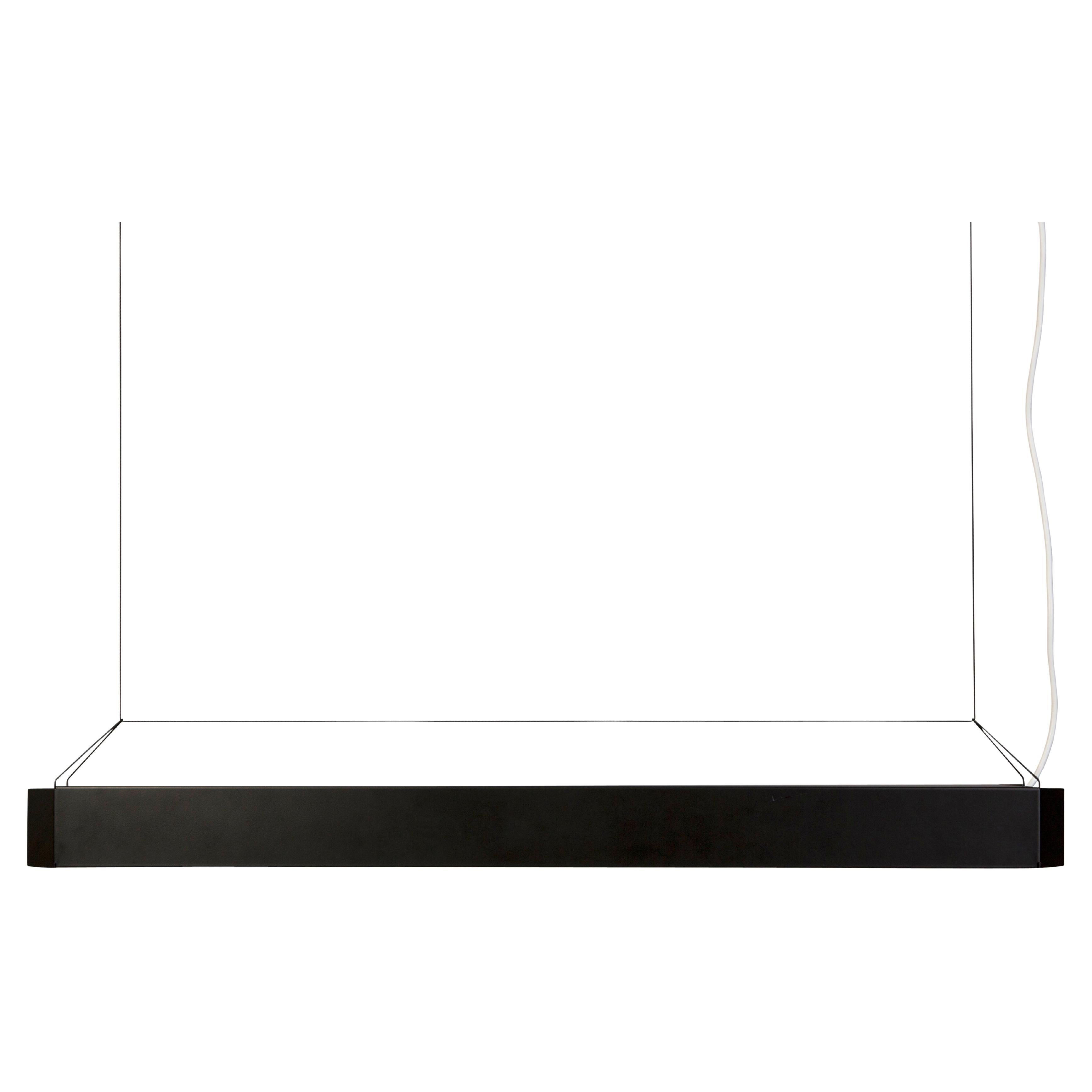 Lampada a sospensione a forma di penna nera di Design/One in vendita