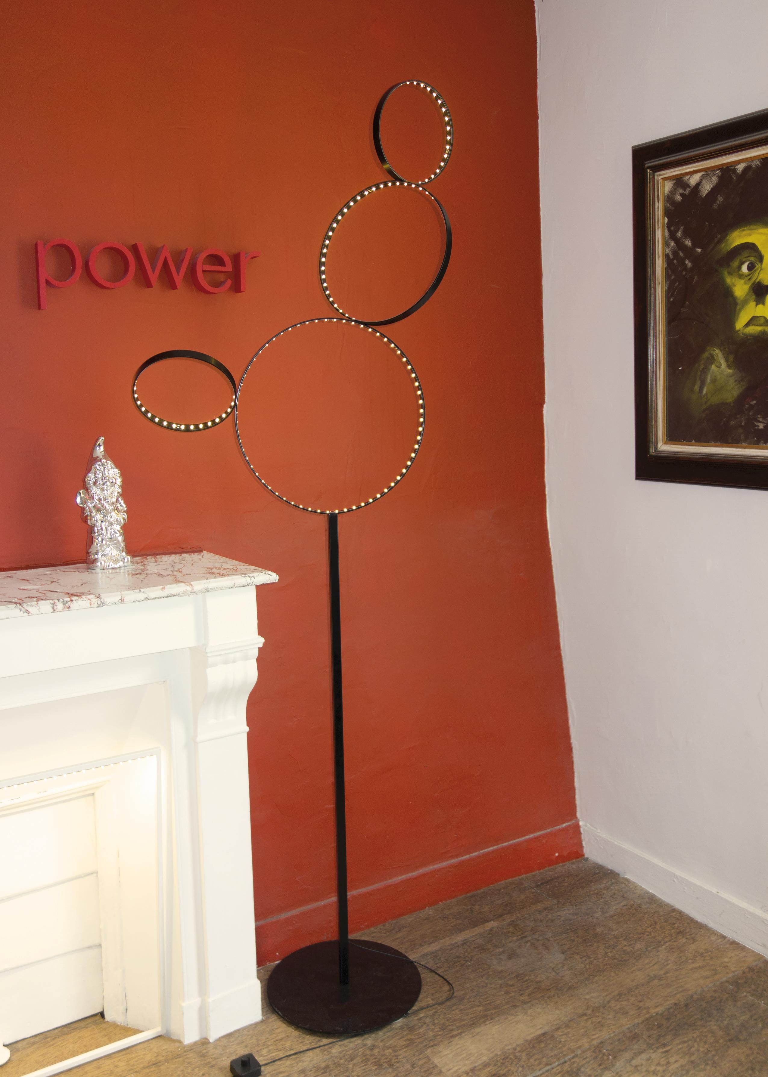 Black Pico 5 Floor Lamp by Le Deun Luminaires In New Condition For Sale In Geneve, CH