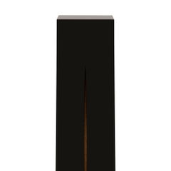 Schwarze Säule oder Sockel