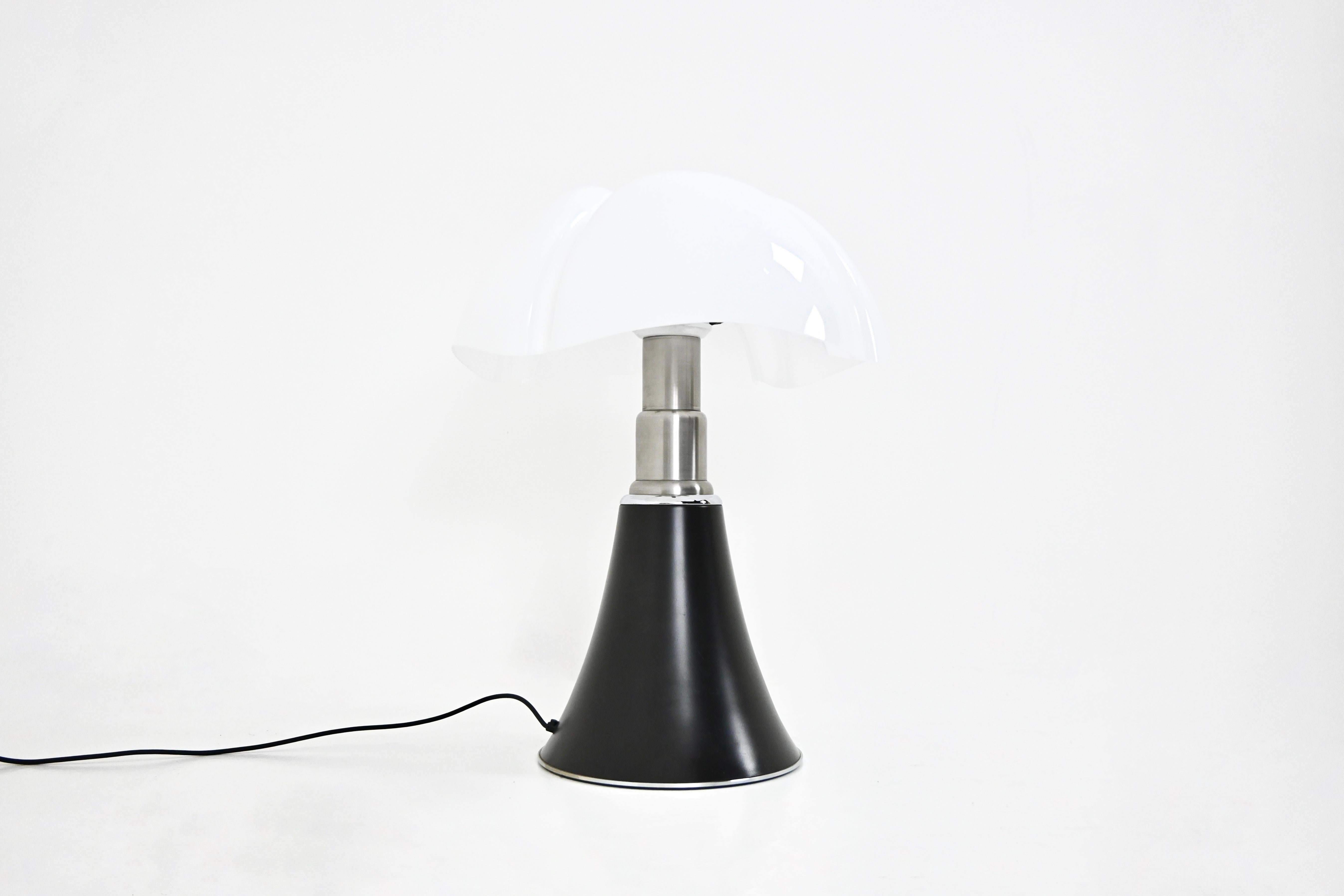 Lampe de bureau Pipistrello noire de Gae Aulenti pour Martinelli Luce, 1960 en vente 3