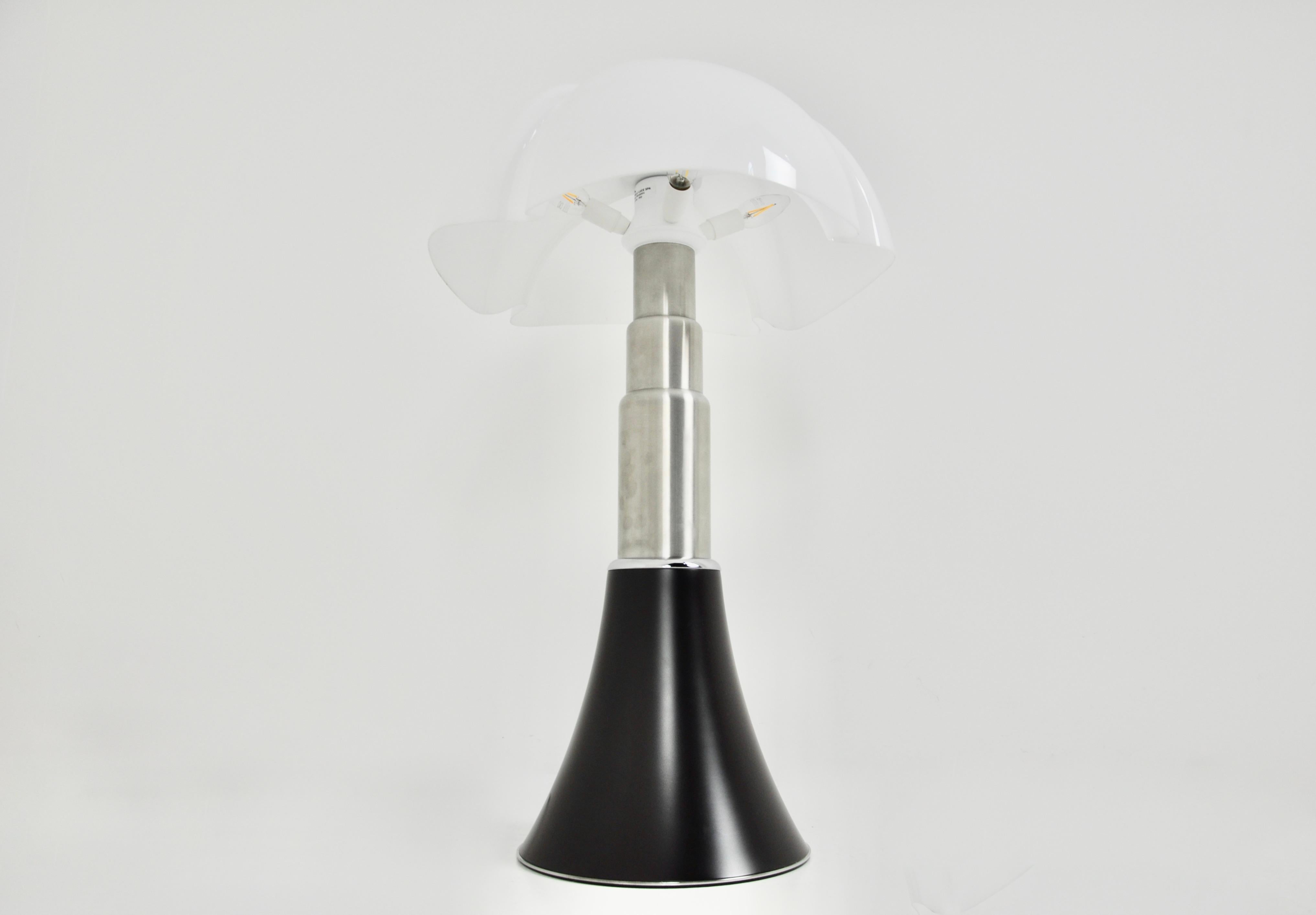 Black Pipistrello Table Lamp by Gae Aulenti for Martinelli Luce, 1960s 6