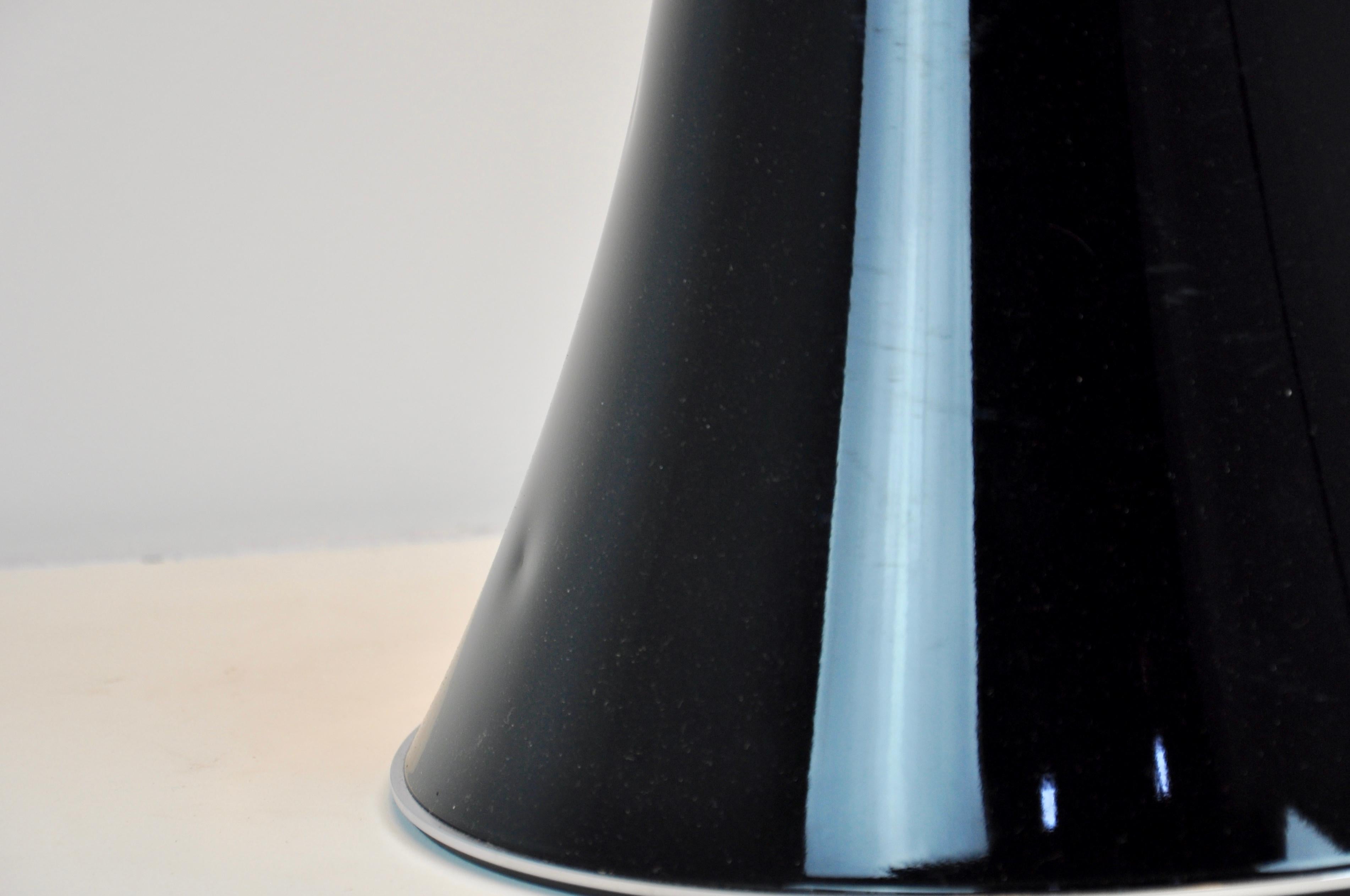 Black Pipistrello Table Lamp by Gae Aulenti for Martinelli Luce In Good Condition In Lasne, BE