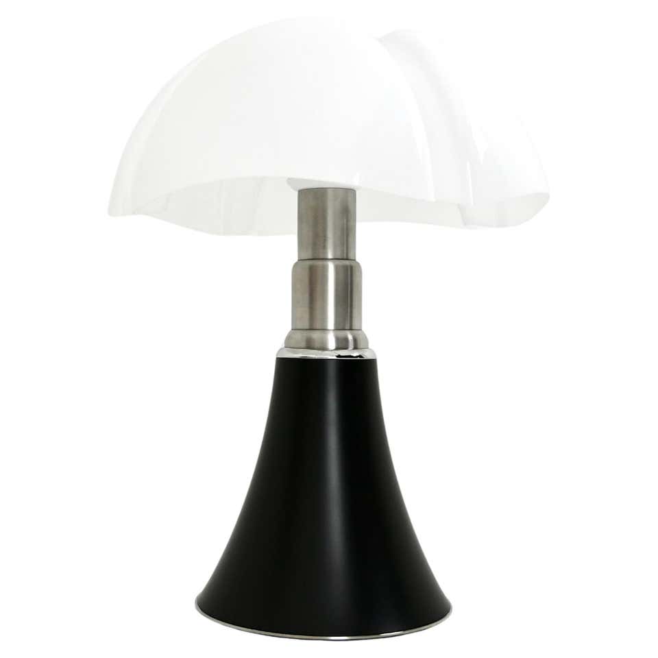 Black Pipistrello Table Lamp by Gae Aulenti for Martinelli Luce, 1960s