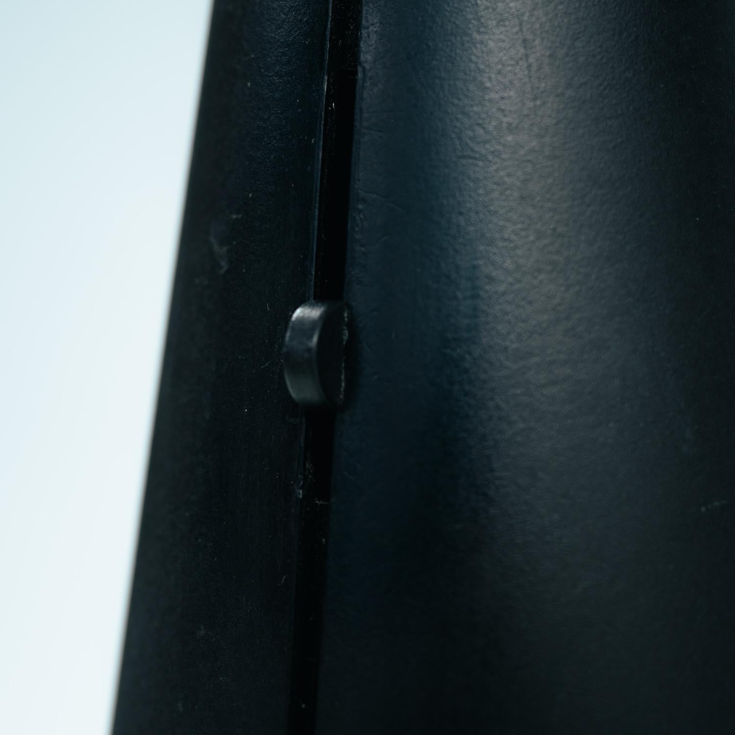 Black pivoting table lamp Model Tabla, by Marco Colombo & Mario Barbaglia, 1992 For Sale 7