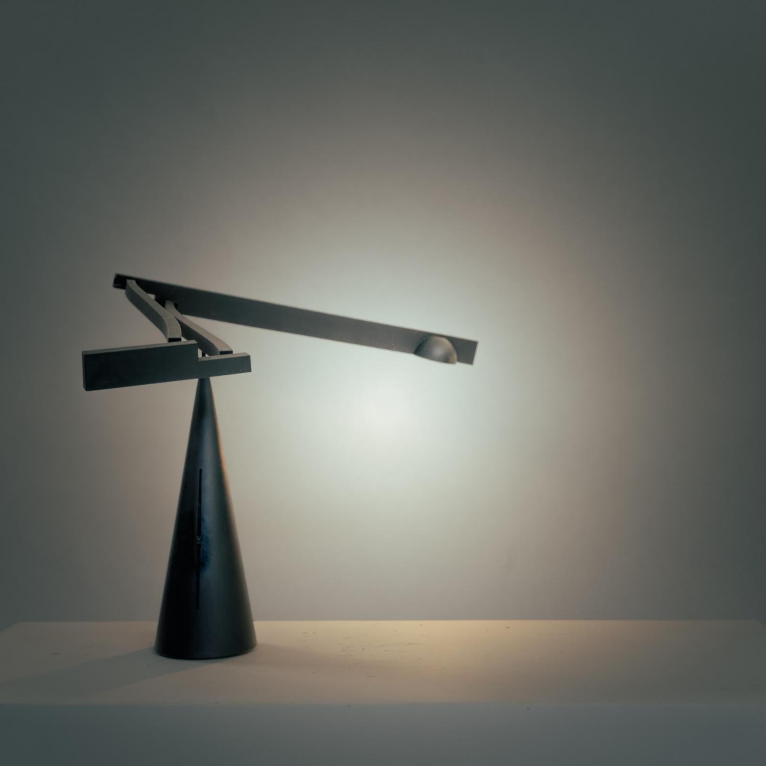 Italian Black pivoting table lamp Model Tabla, by Marco Colombo & Mario Barbaglia, 1992 For Sale