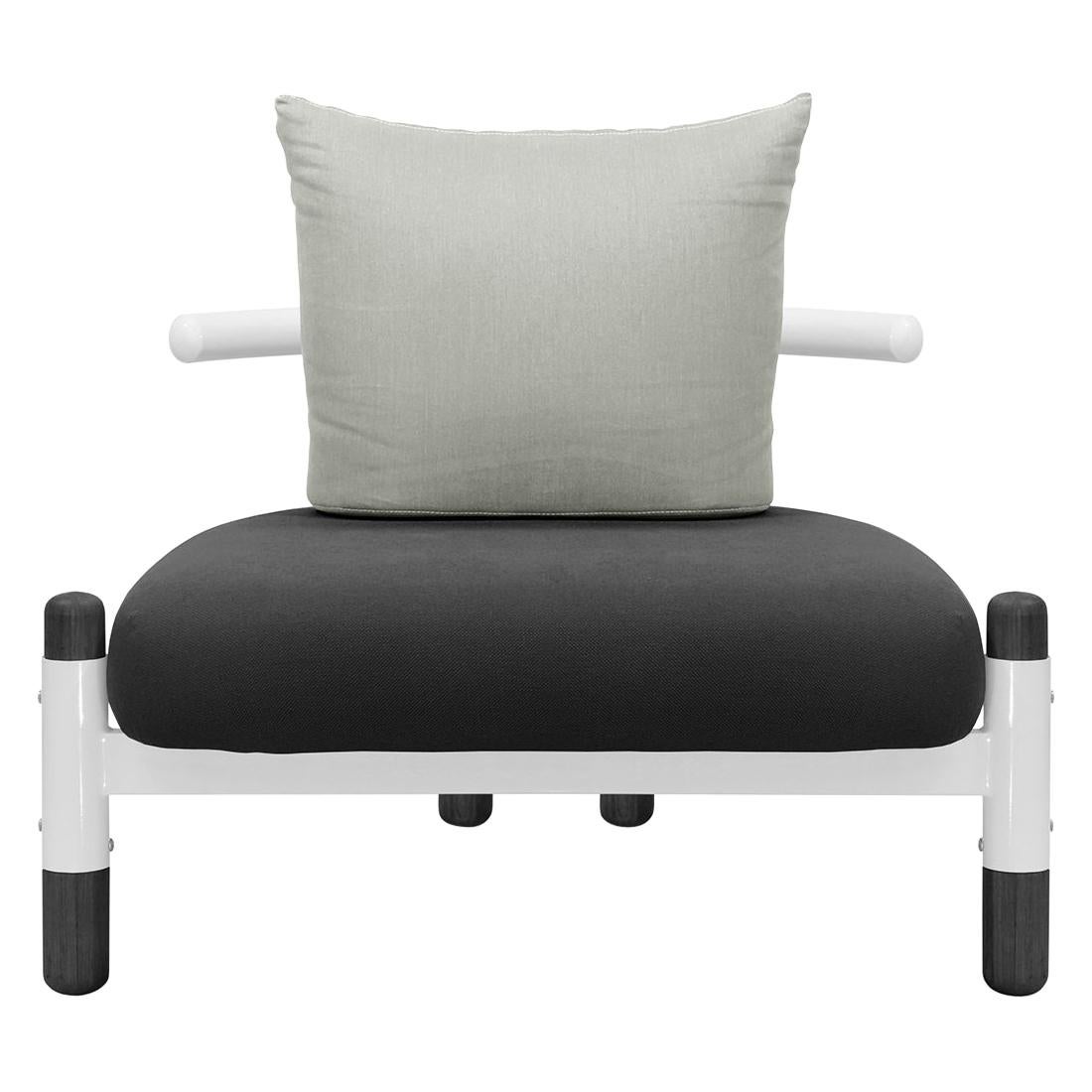 Black PK15 Single Seat Sofa, Steel Structure and Ebonized Legs by Paulo Kobylka For Sale