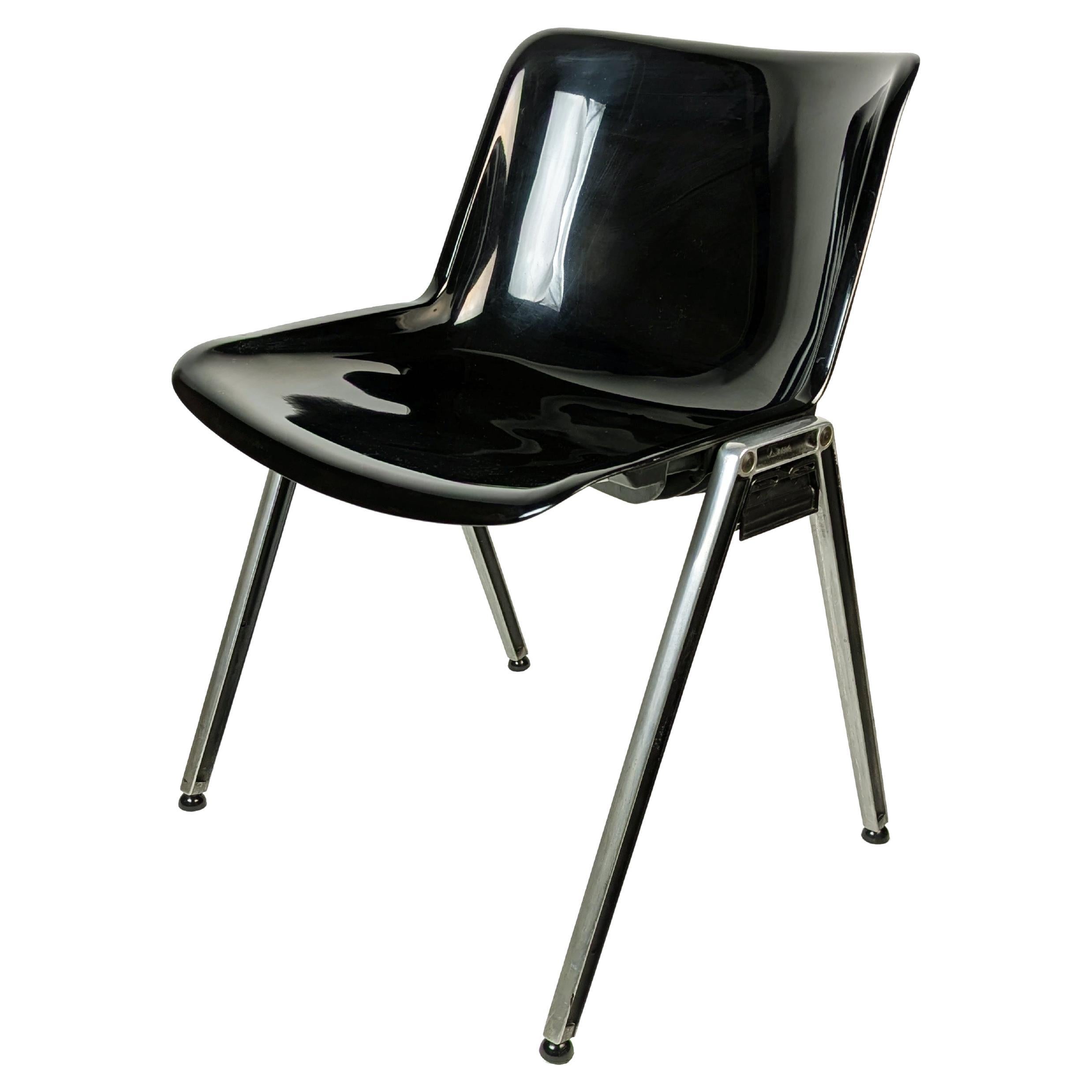 Black plastic & Aluminum 1970s MODUS stackable chair by Borsani for Tecno