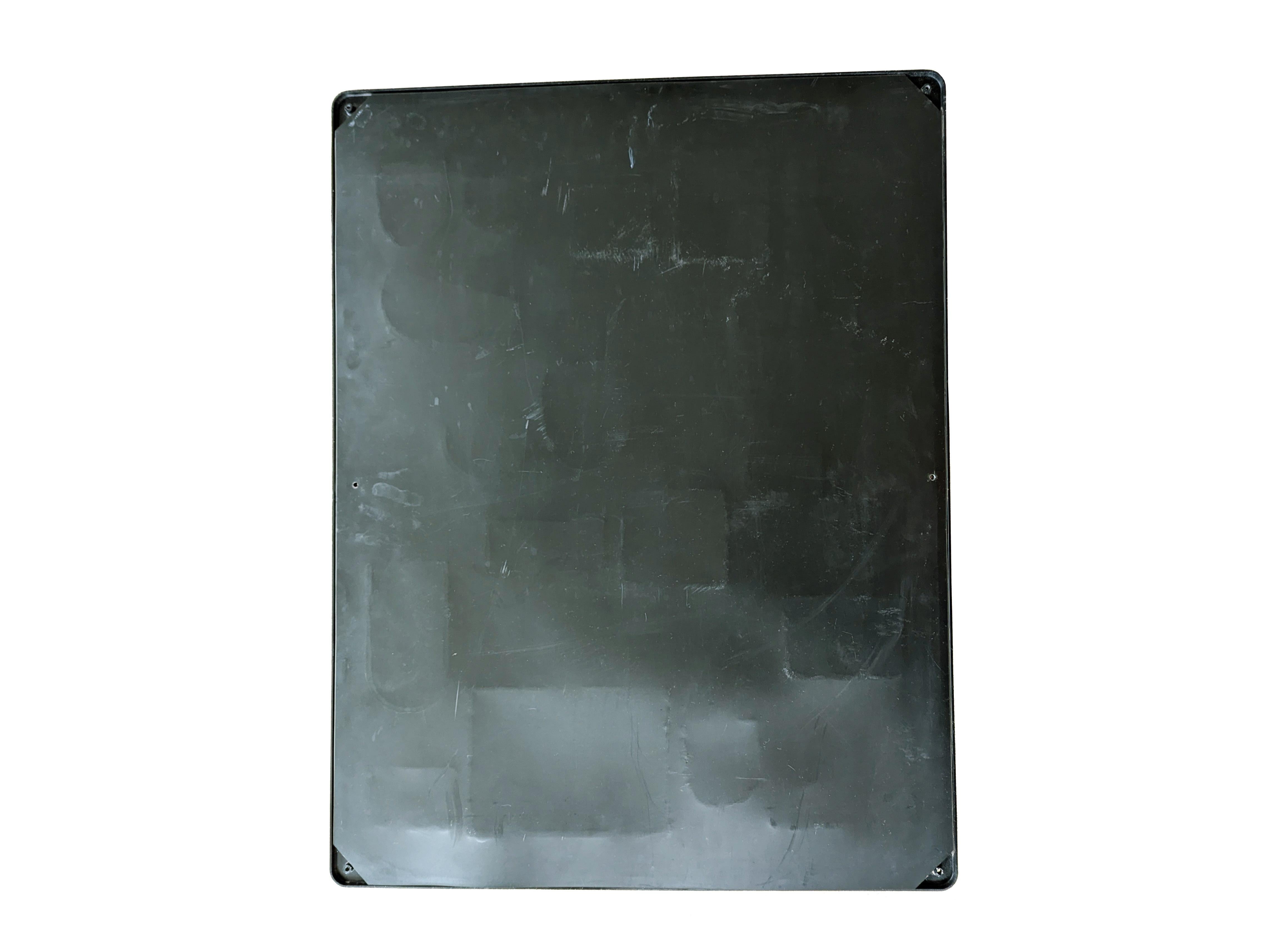 Schwarzes Kunststoff- und Metallpaneel 70er Jahre UTENSILO von Maurer Becker für Design M (Ende des 20. Jahrhunderts) im Angebot