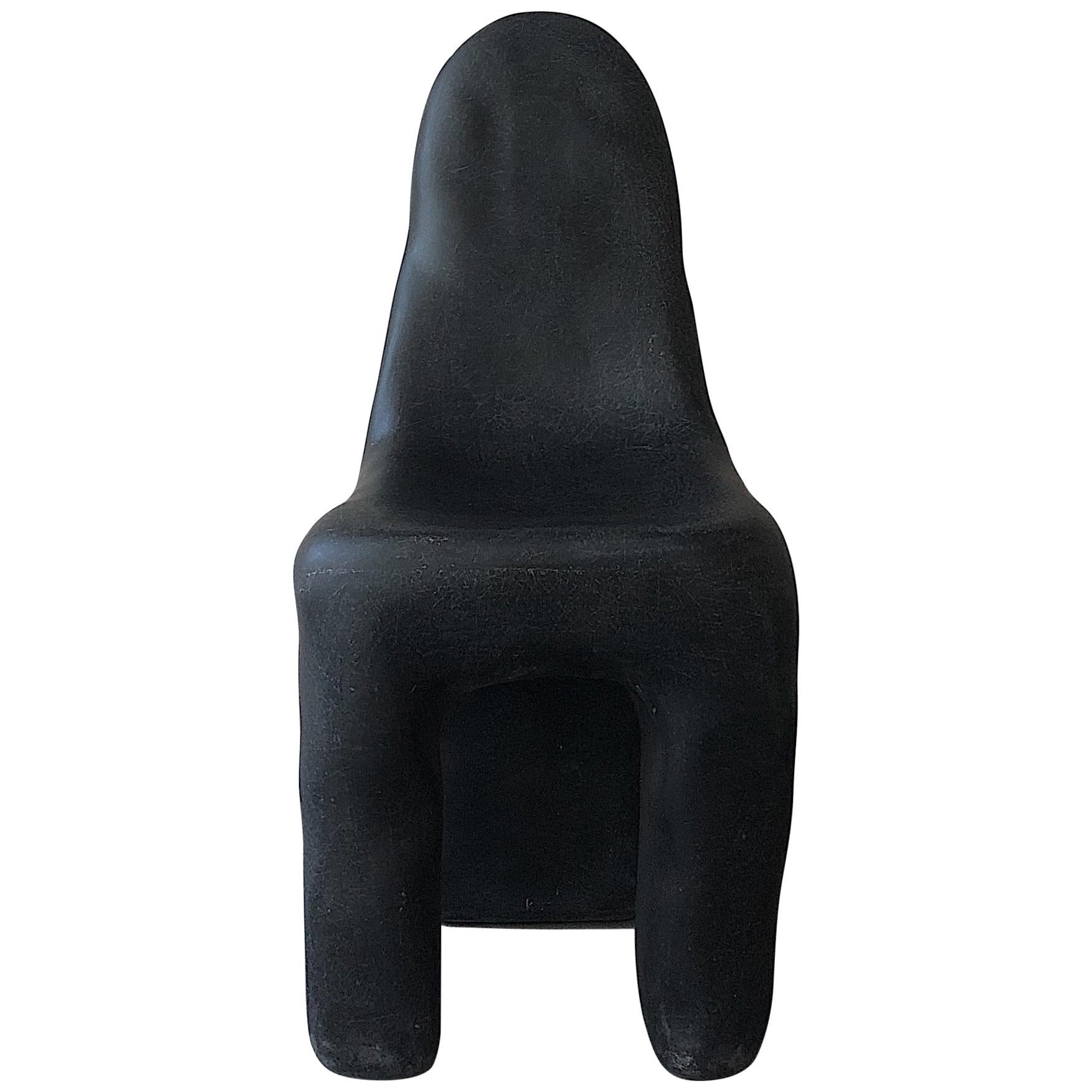 Chaise Playdough noire de Kar en vente