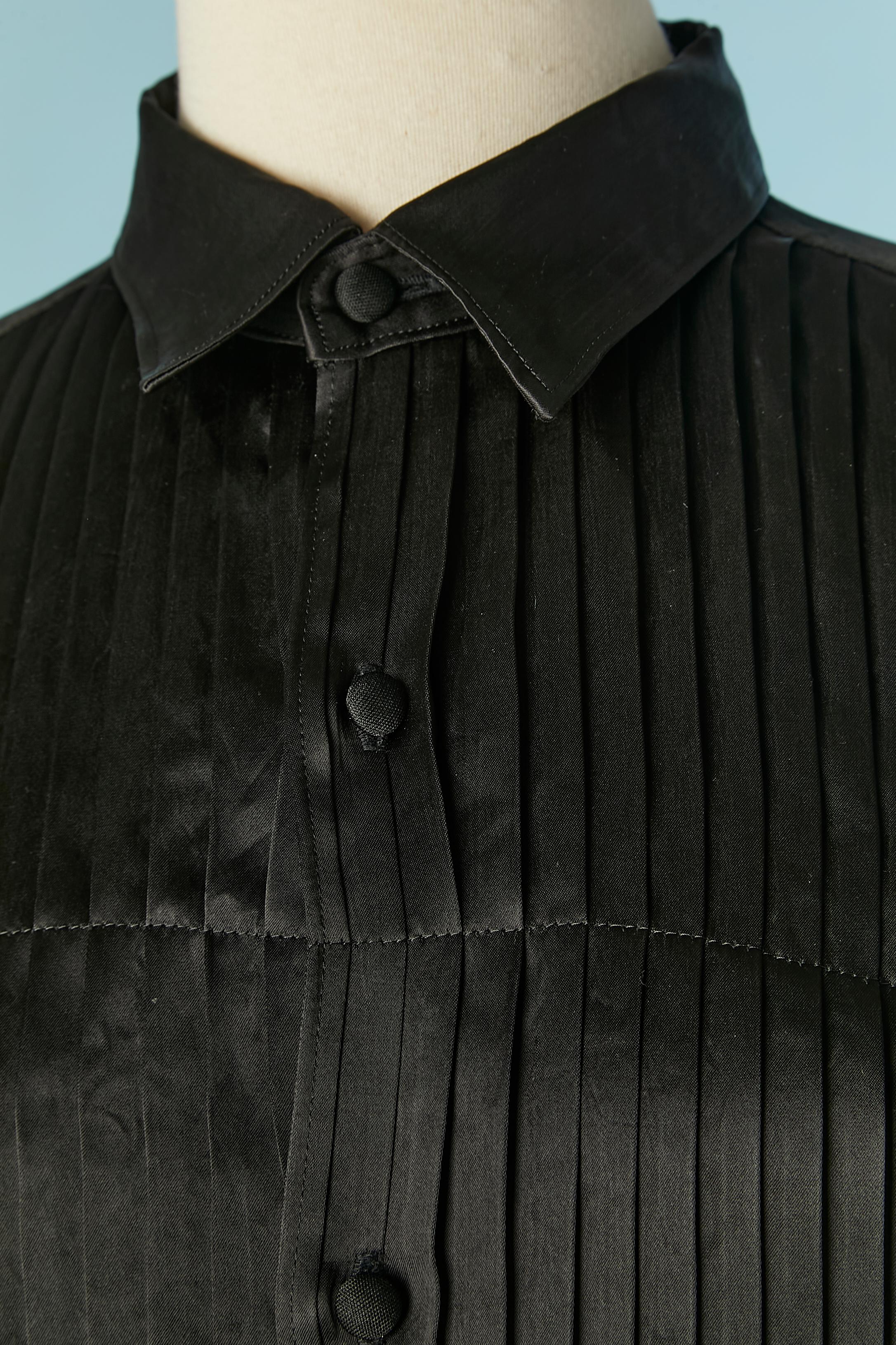 Ensemble di camicia e gonna plissettata nera Comme des Garçons In condizioni ottime in vendita a Saint-Ouen-Sur-Seine, FR