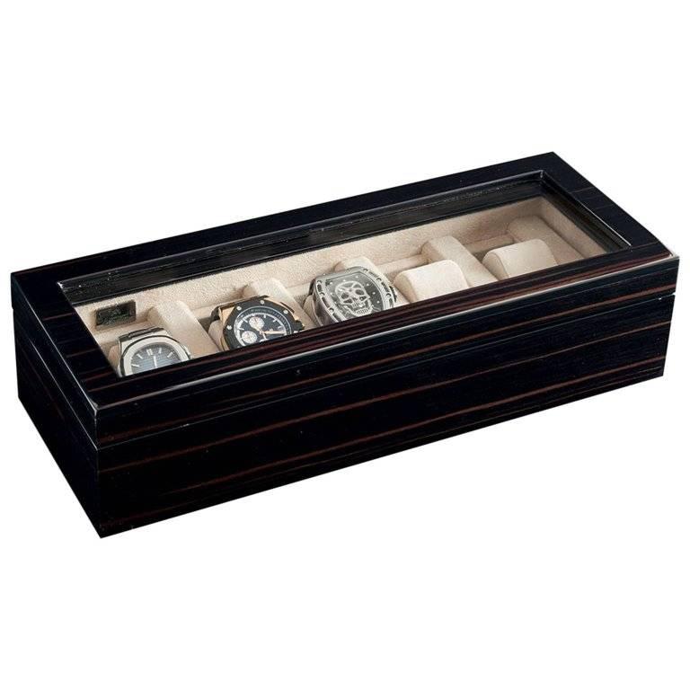 Caja para Cinco Relojes en Negro Pulido con Detalle de Ultrasuede