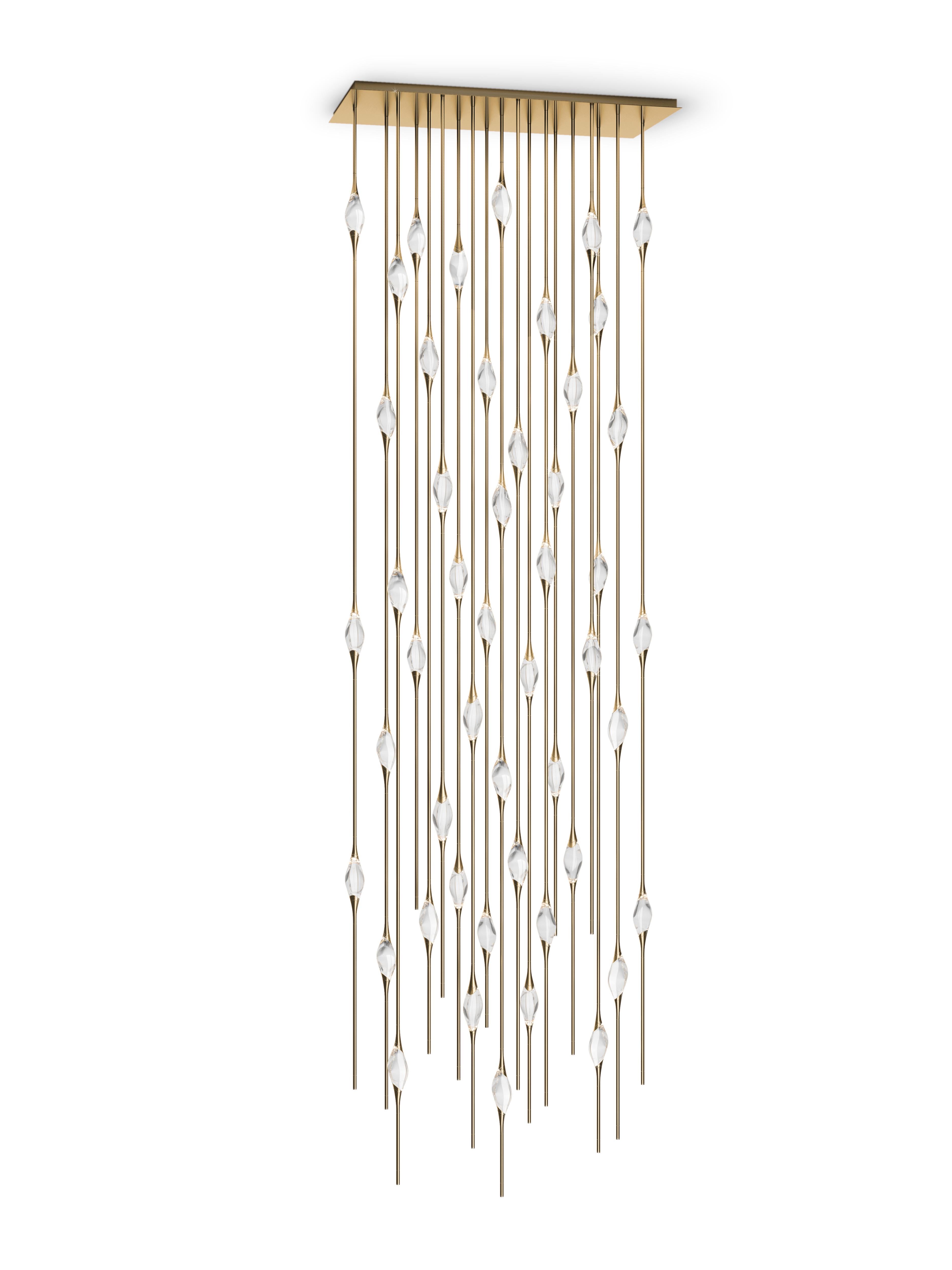 Lampadario Il Pezzo 12 Cluster M by Il Pezzo Mancante in ottone lucido nero. In condizioni Nuovo in vendita a Geneve, CH