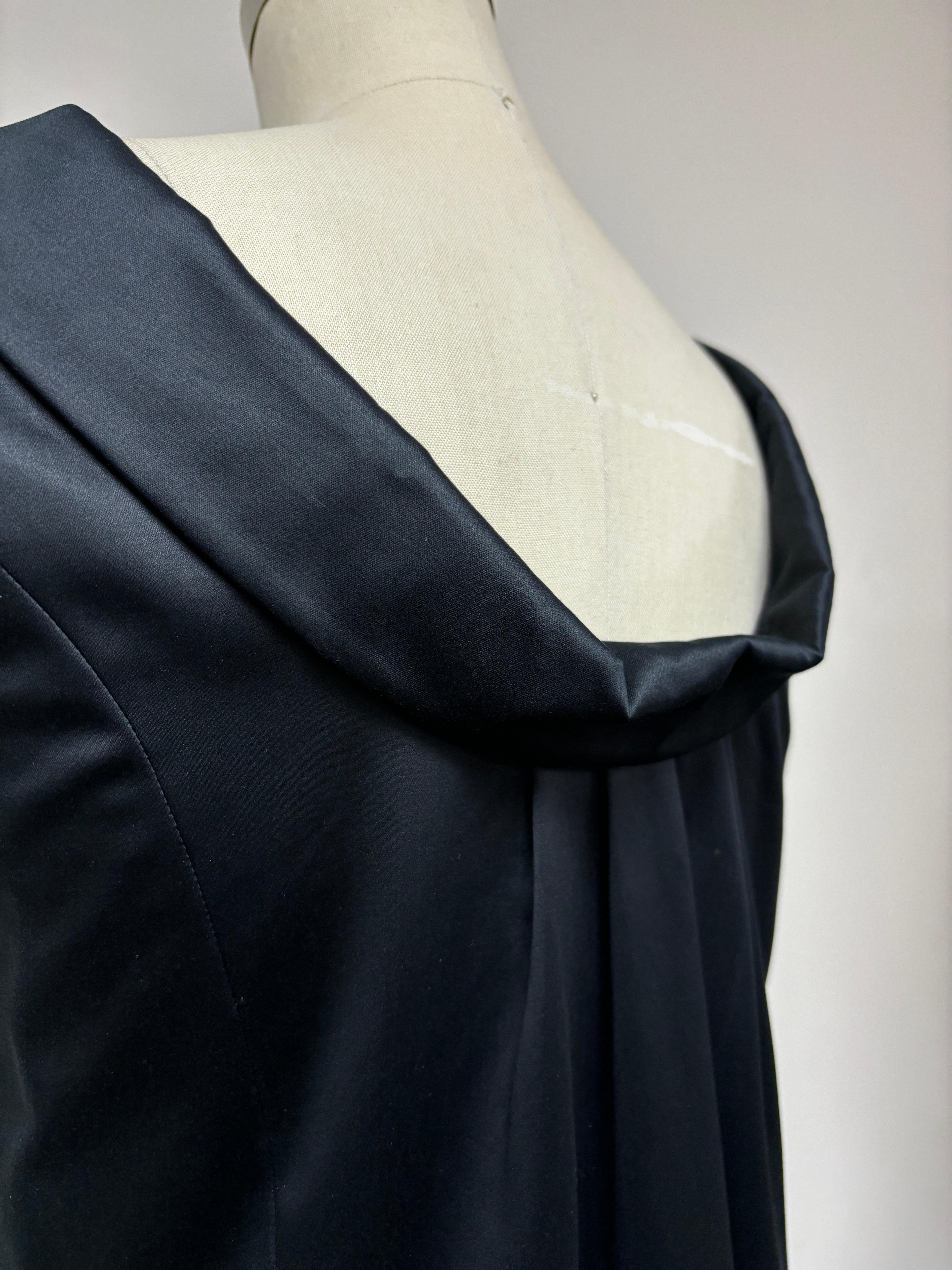 Black Polished Cotton Coat Dress with Mosaic Pearl Buttons For Sale 2