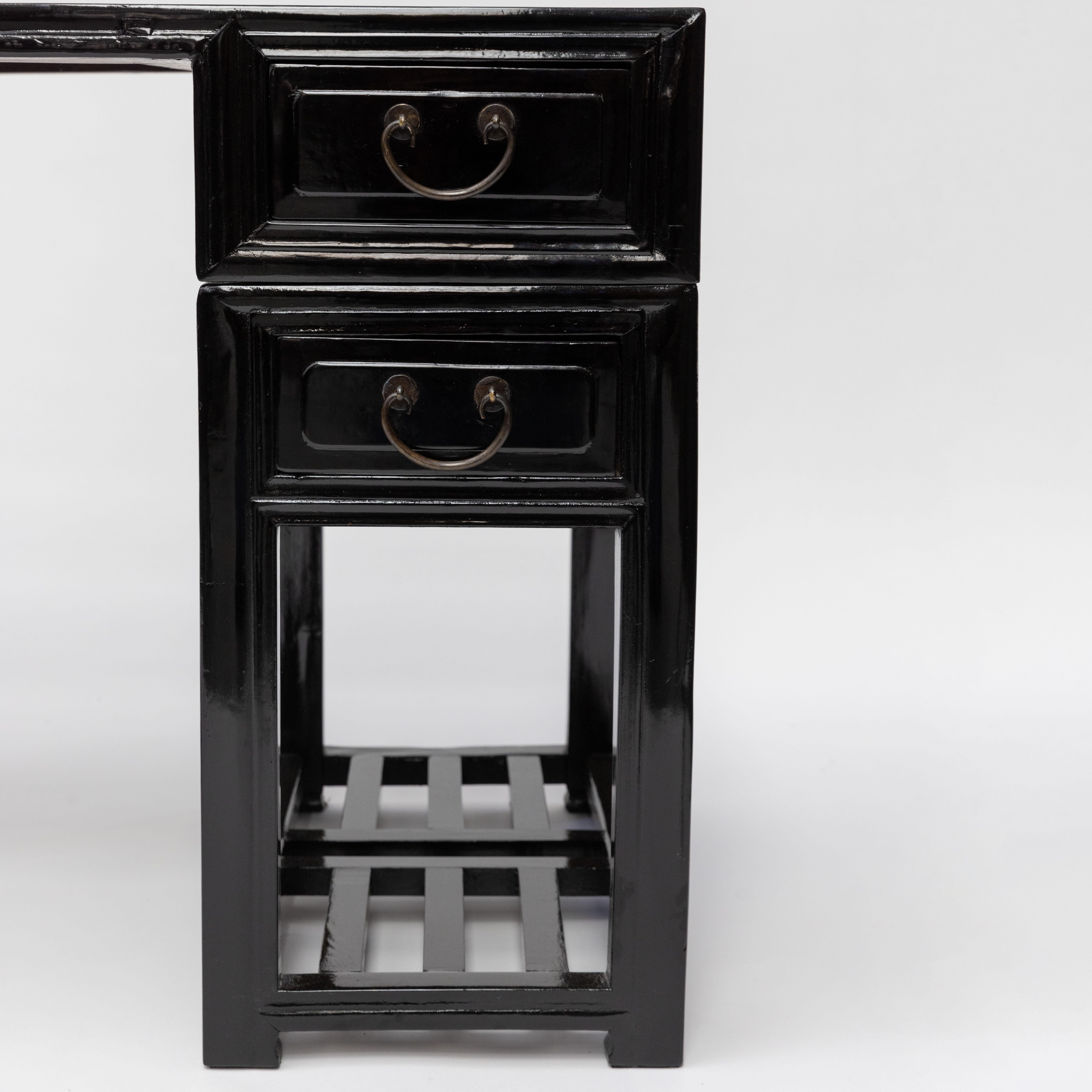 Chinois Bureau d'érudit en bois d'orme poli noir