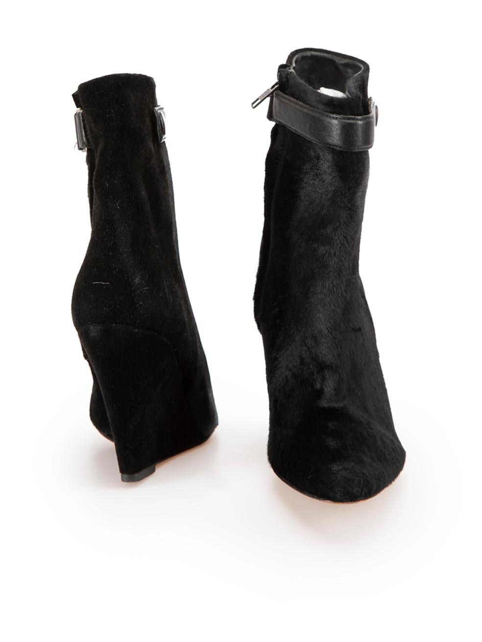 Black Pony Hair & Suede Wedge Boots Size IT 38 In Good Condition For Sale In London, GB