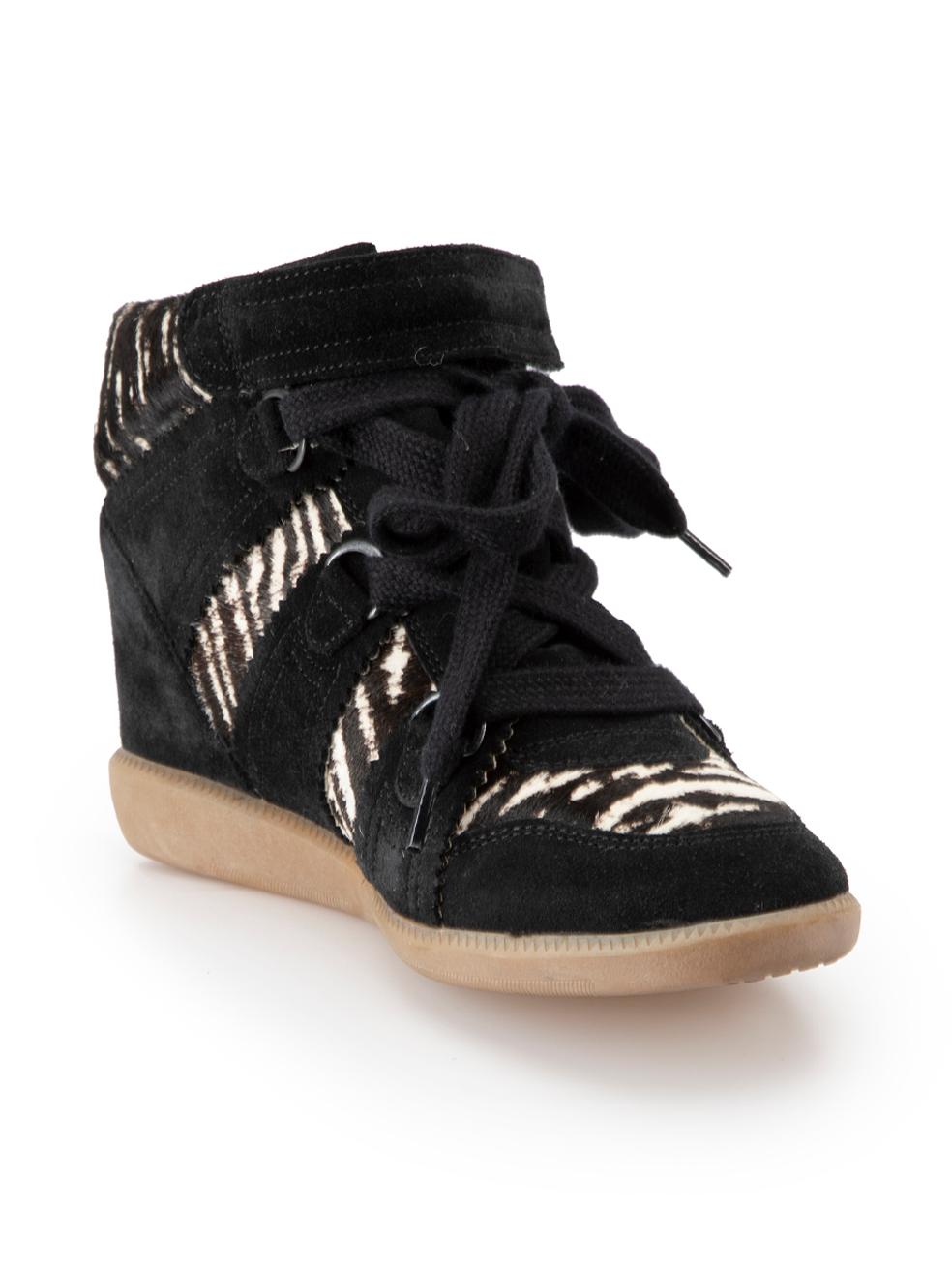 CONDITION is Very good. Minimal wear to shoes is evident. Minimal wear to the heels of both with faint scuff marks on this used Isabel Marant designer resale item. These shoes come with original box and dust bag.



Details


Black

Suede and
