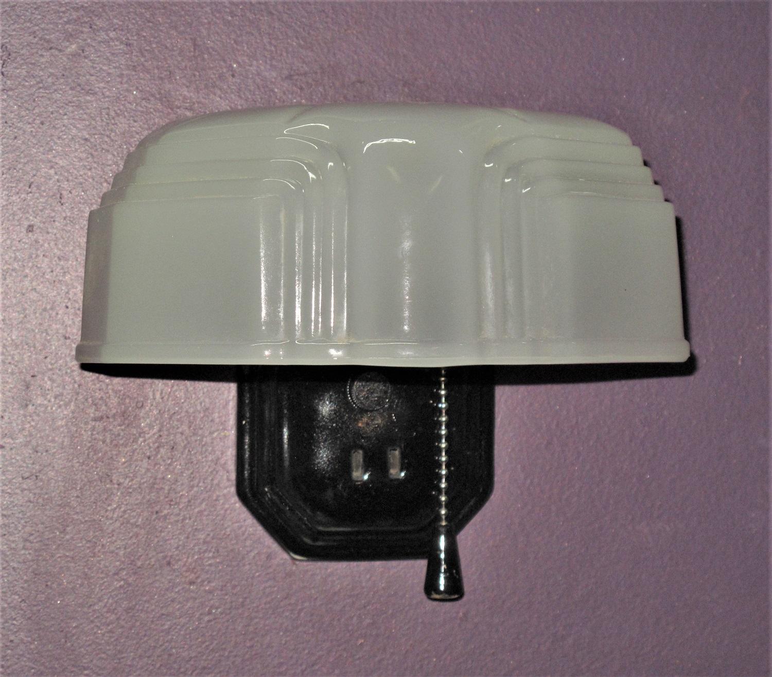 Black Porcelain Sconce with Oversized Camphor Glass, 1930s In Good Condition For Sale In Prescott, AZ