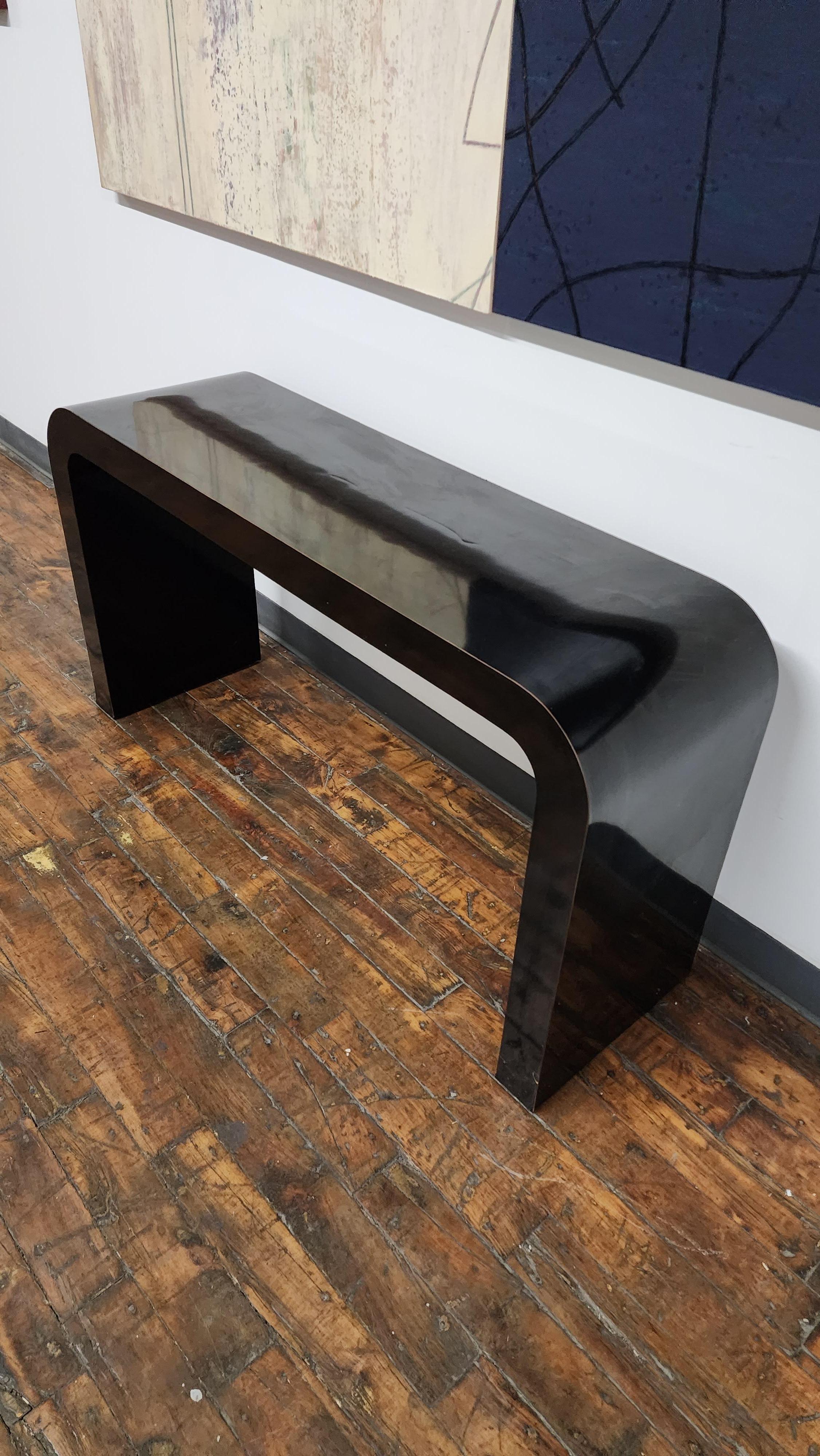 Black Post Modern Waterfall Console Table In Good Condition For Sale In Philadelphia, PA