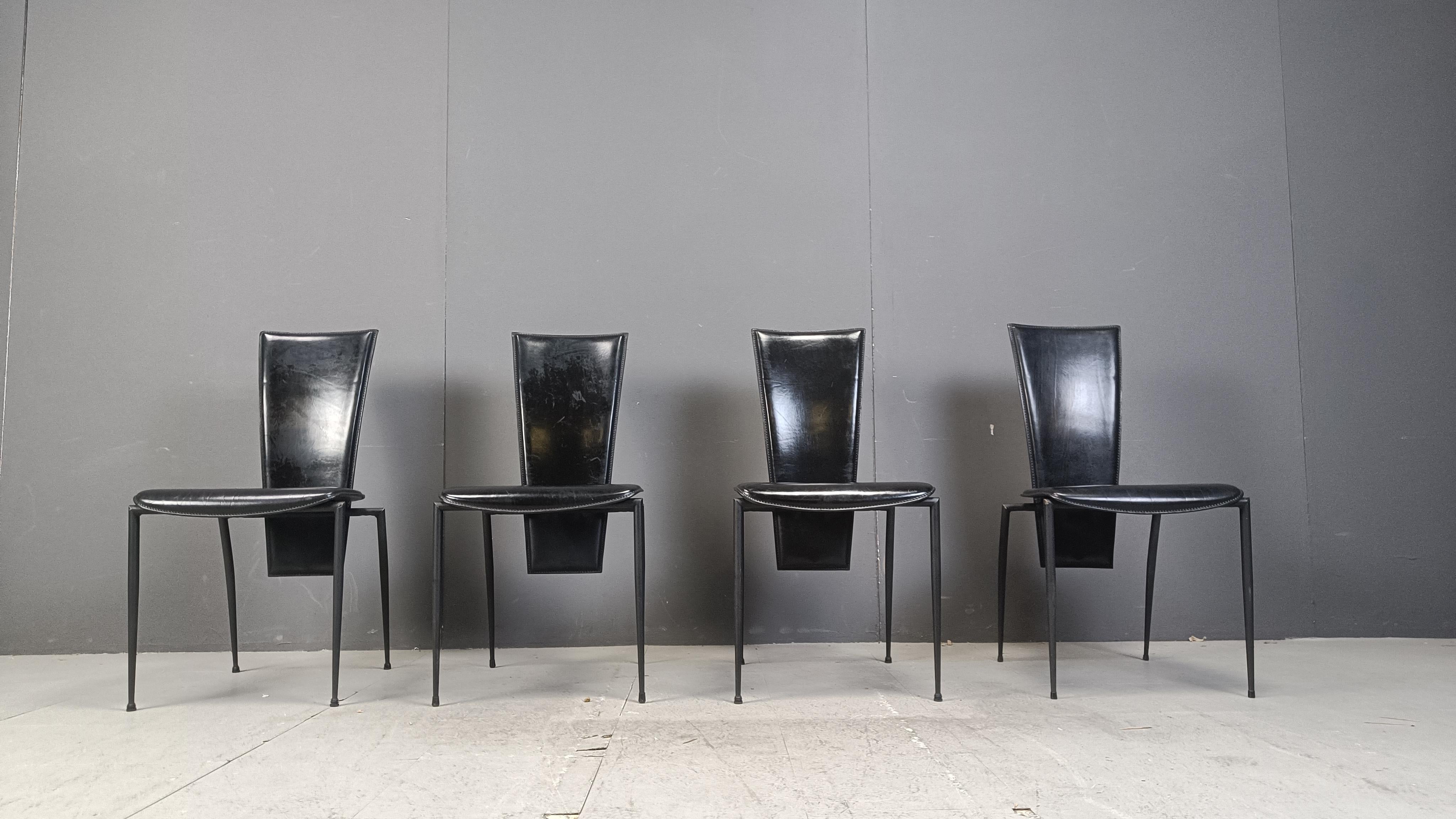 Metal Black postmodern dining chairs by Arper italy, 1980s - set of 4 For Sale