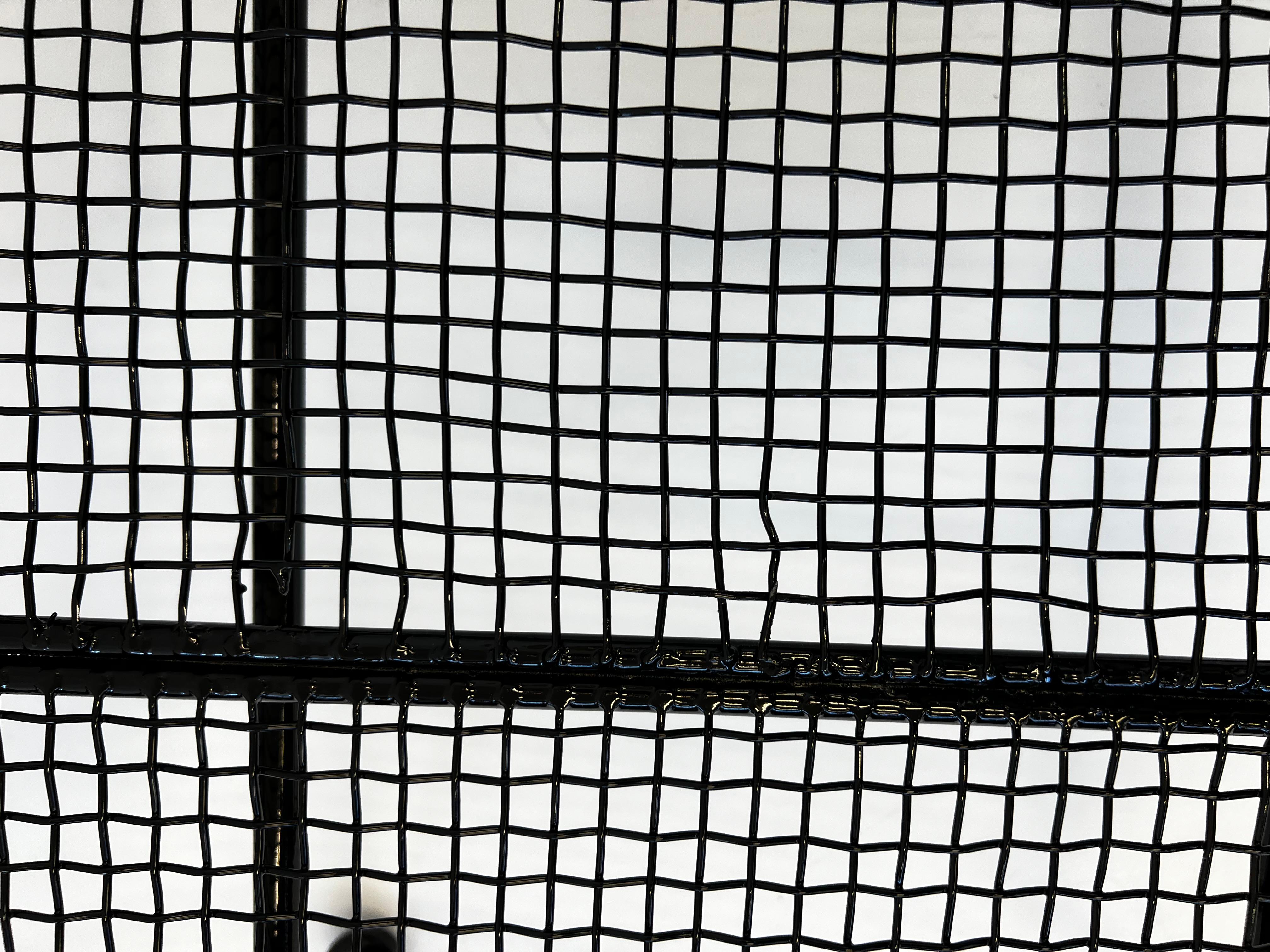 Acier Canapé de terrasse 'Sculptura' enduit de poudre noire par Russell Woodard en vente